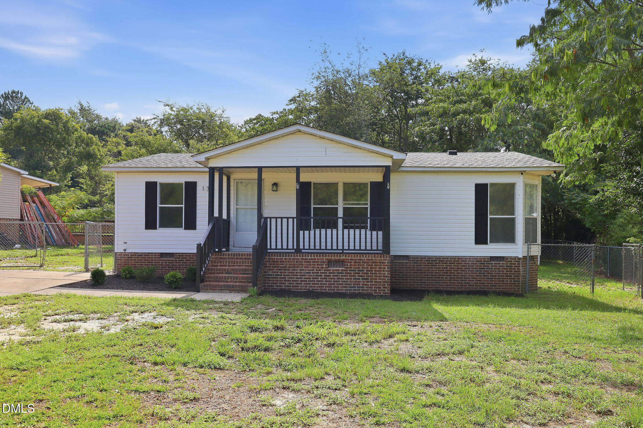 main property photo 44