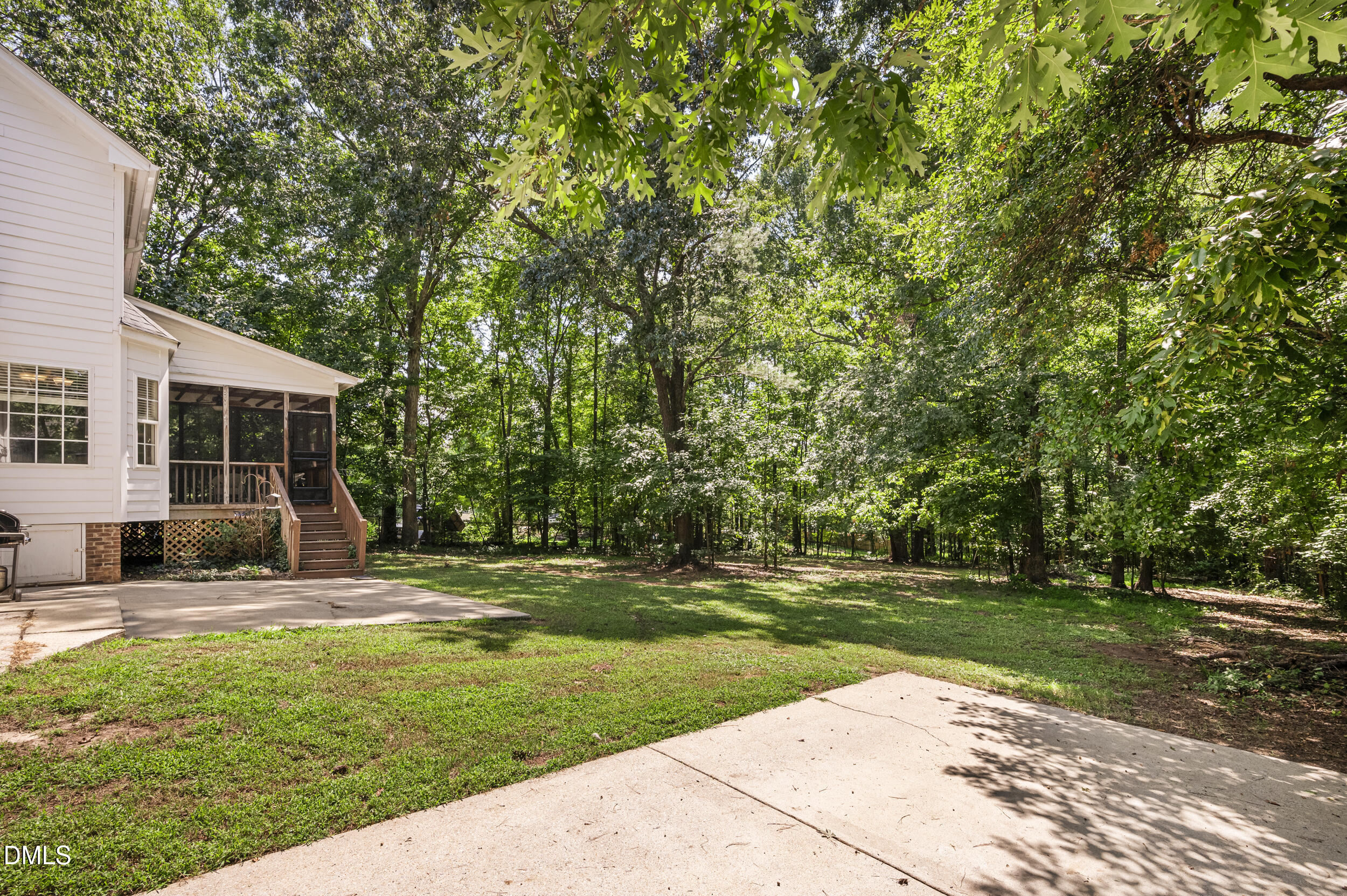 main property photo 37