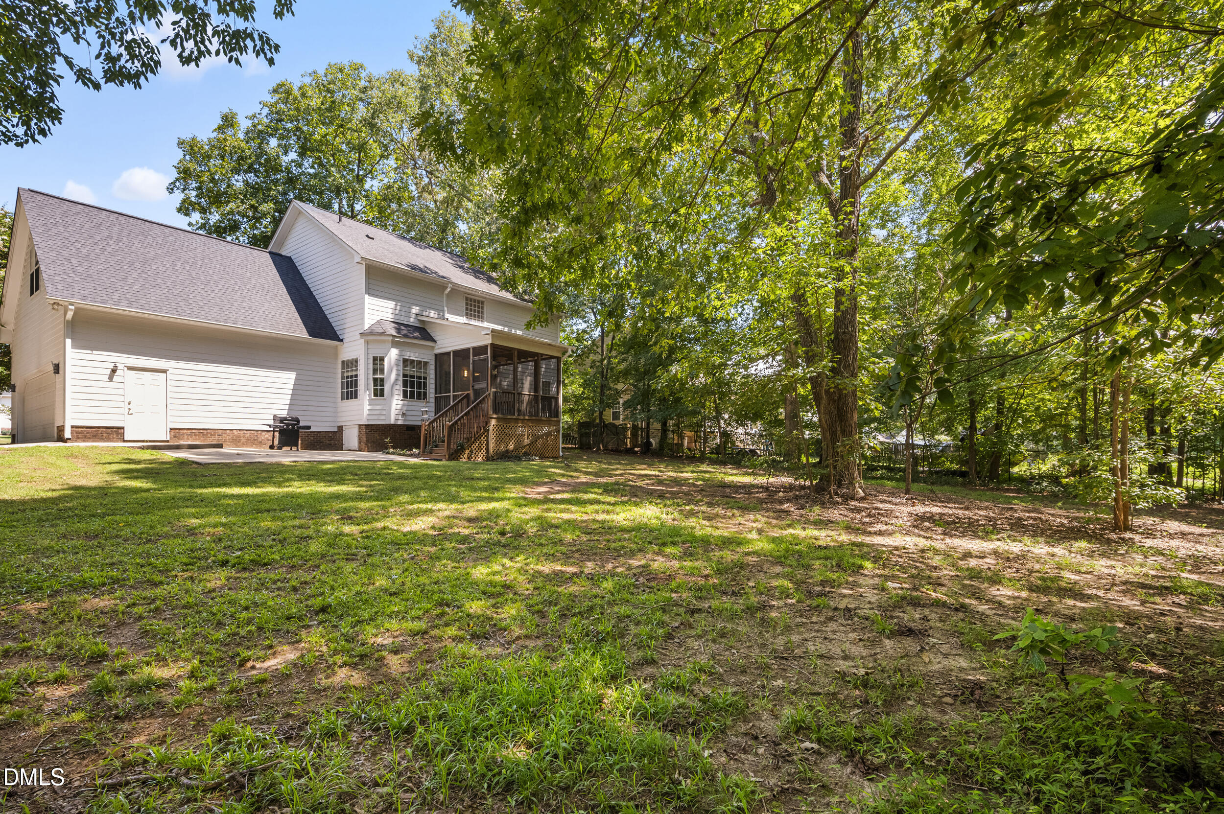 main property photo 38