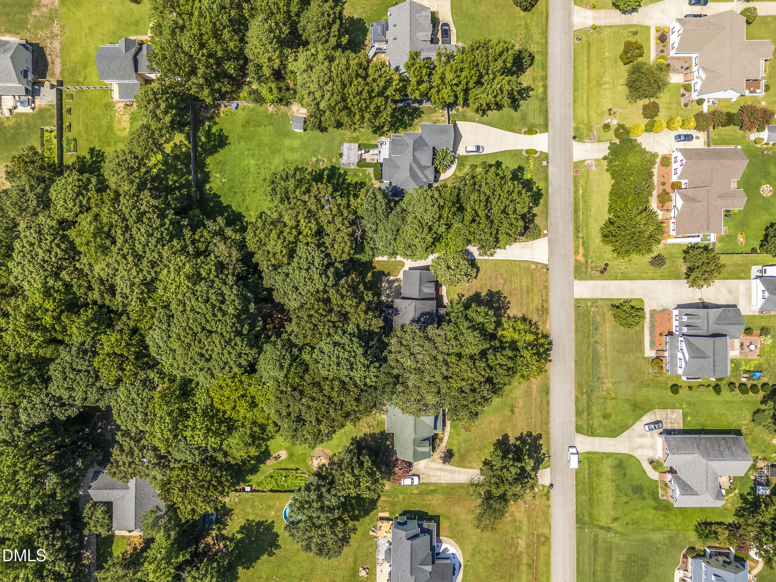 main property photo 48