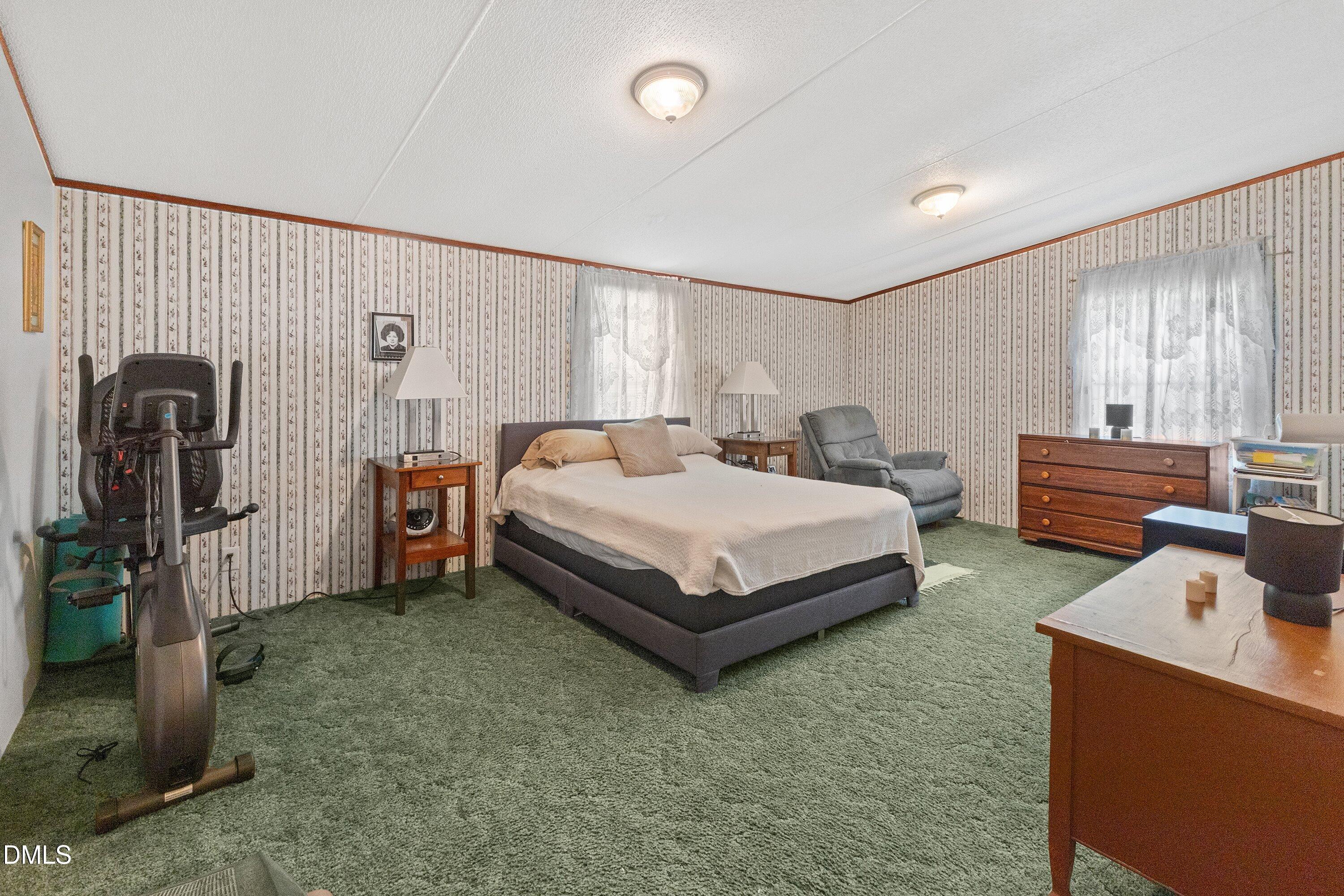main property photo 14