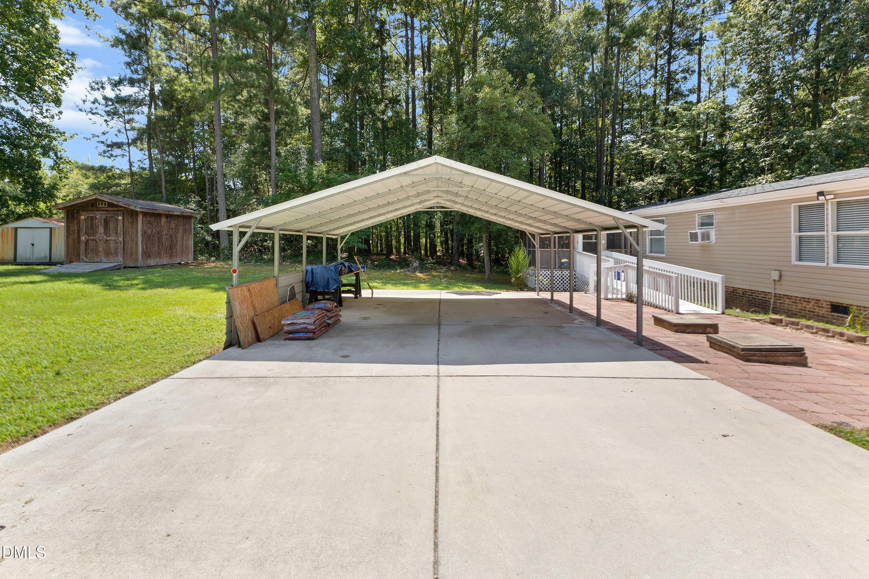 main property photo 22