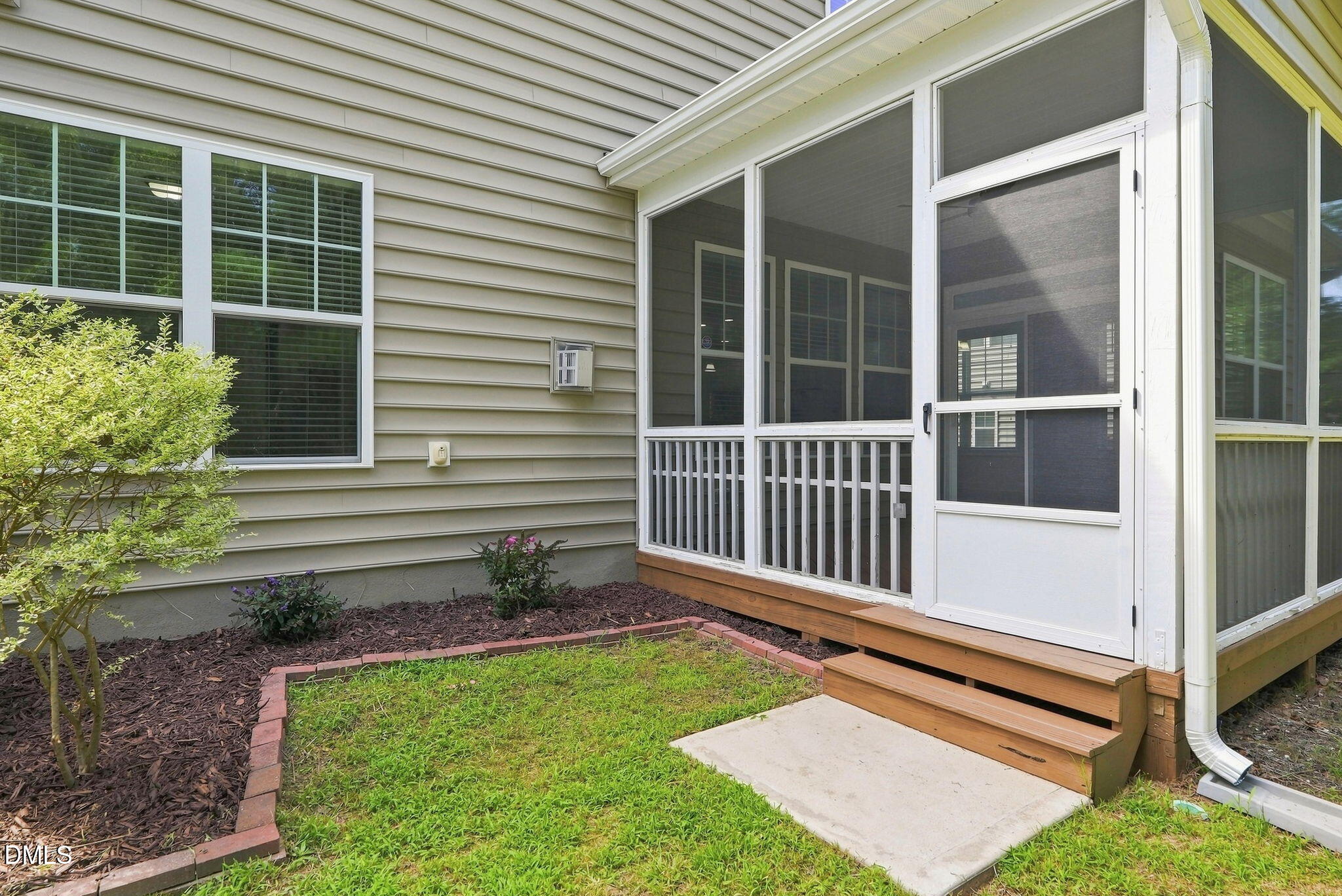 main property photo 61