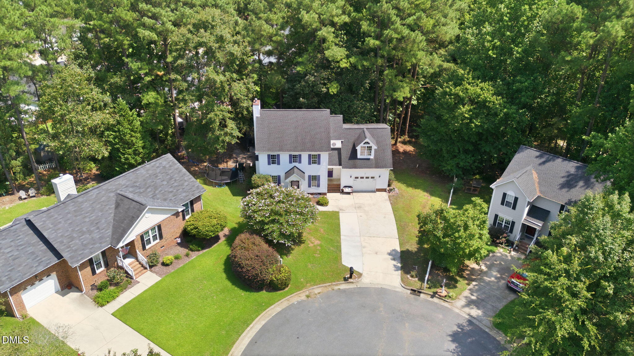 main property photo 4