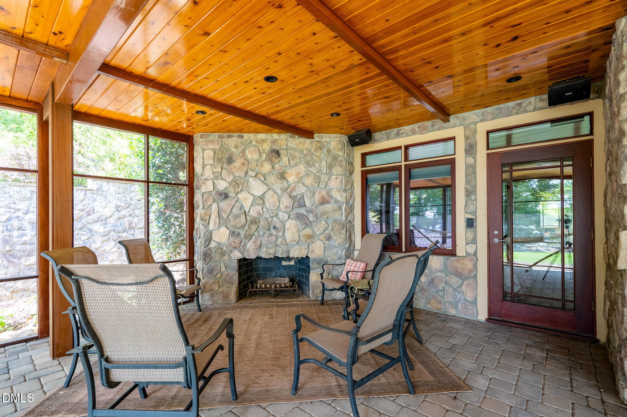 main property photo 49