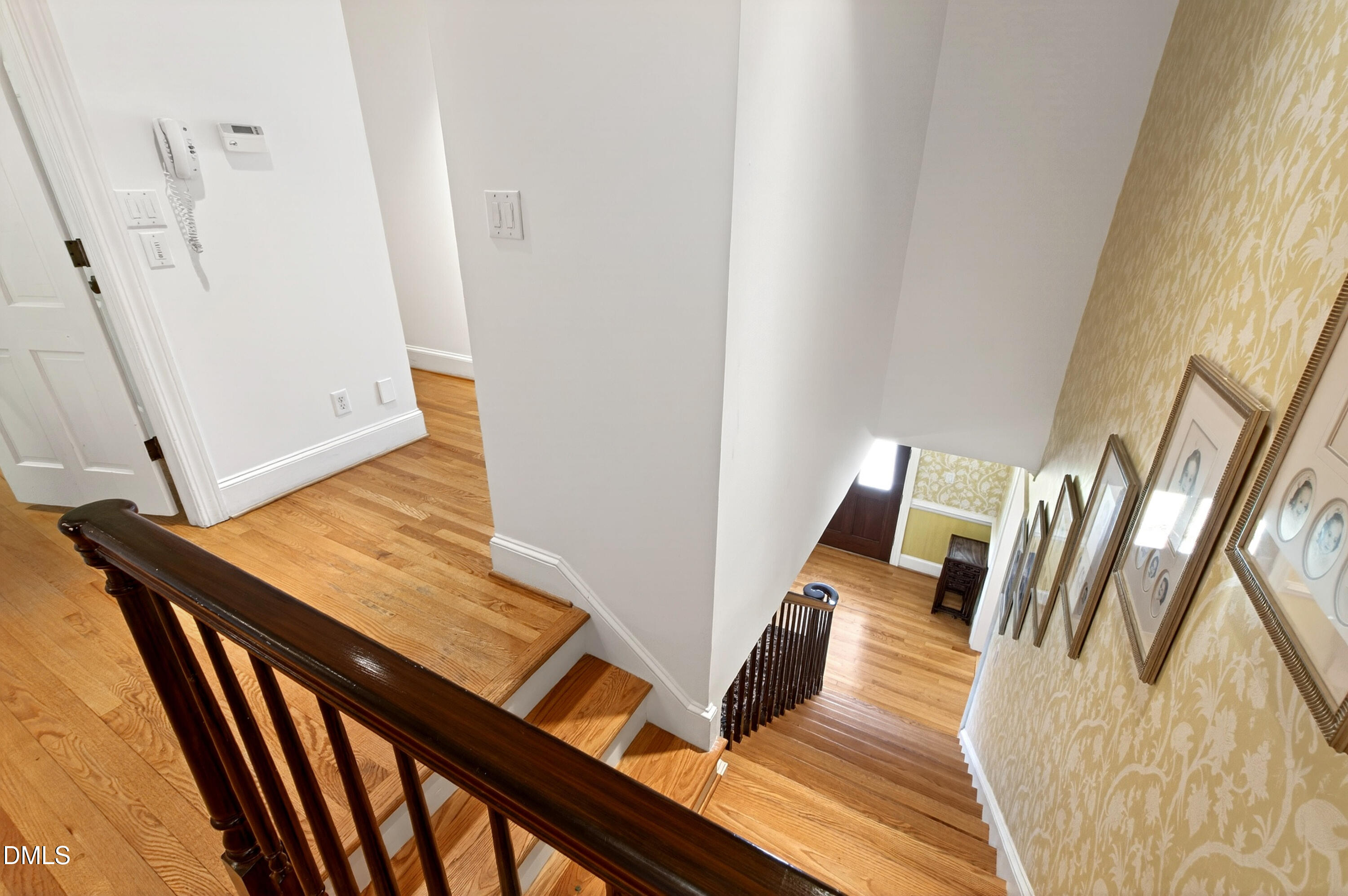 main property photo 50