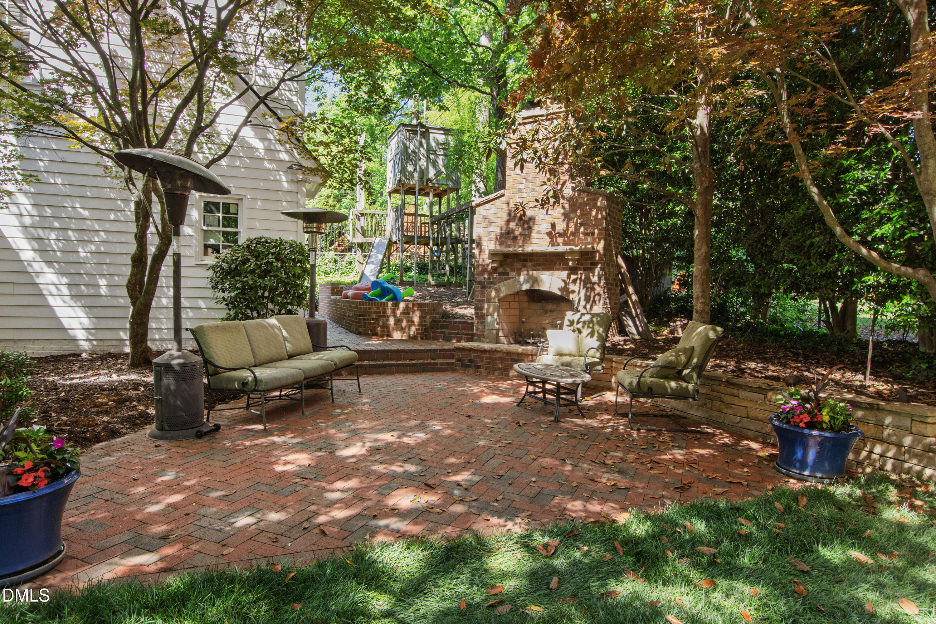 main property photo 73