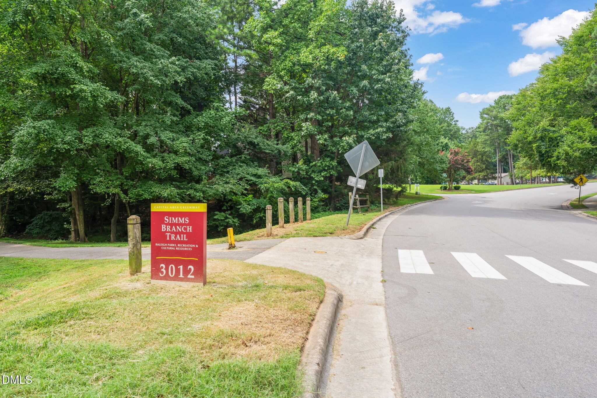 main property photo 31
