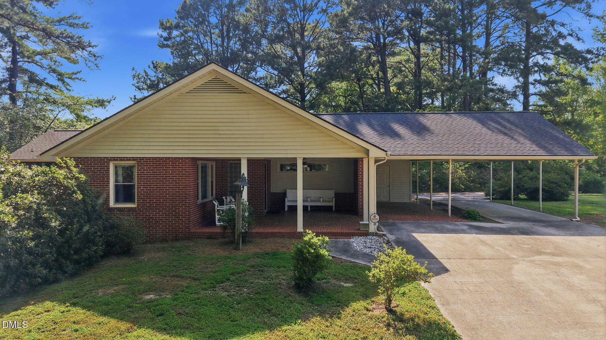 main property photo 23