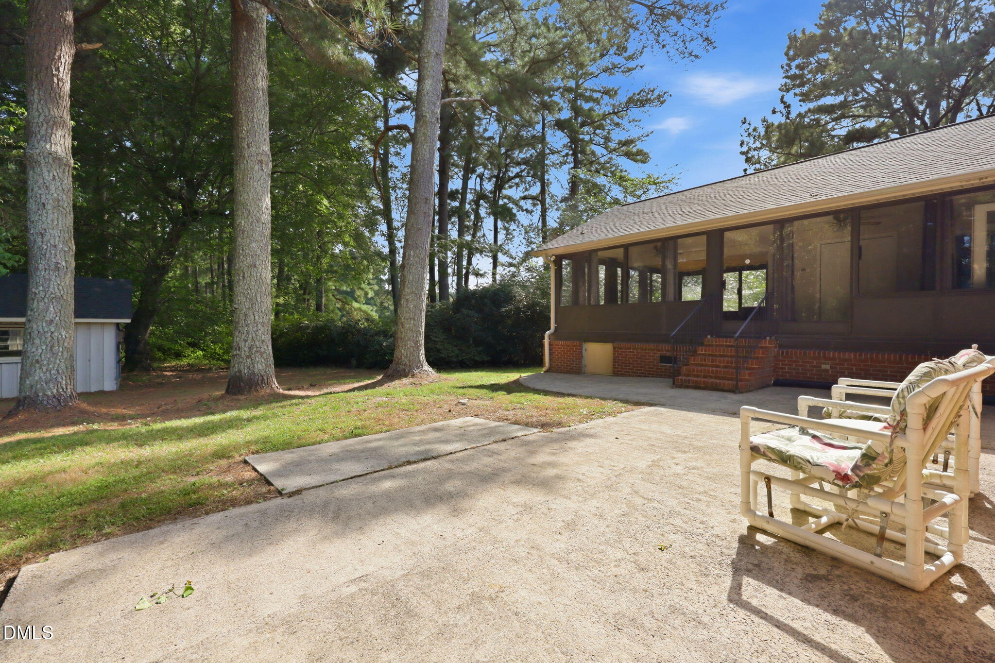 main property photo 26