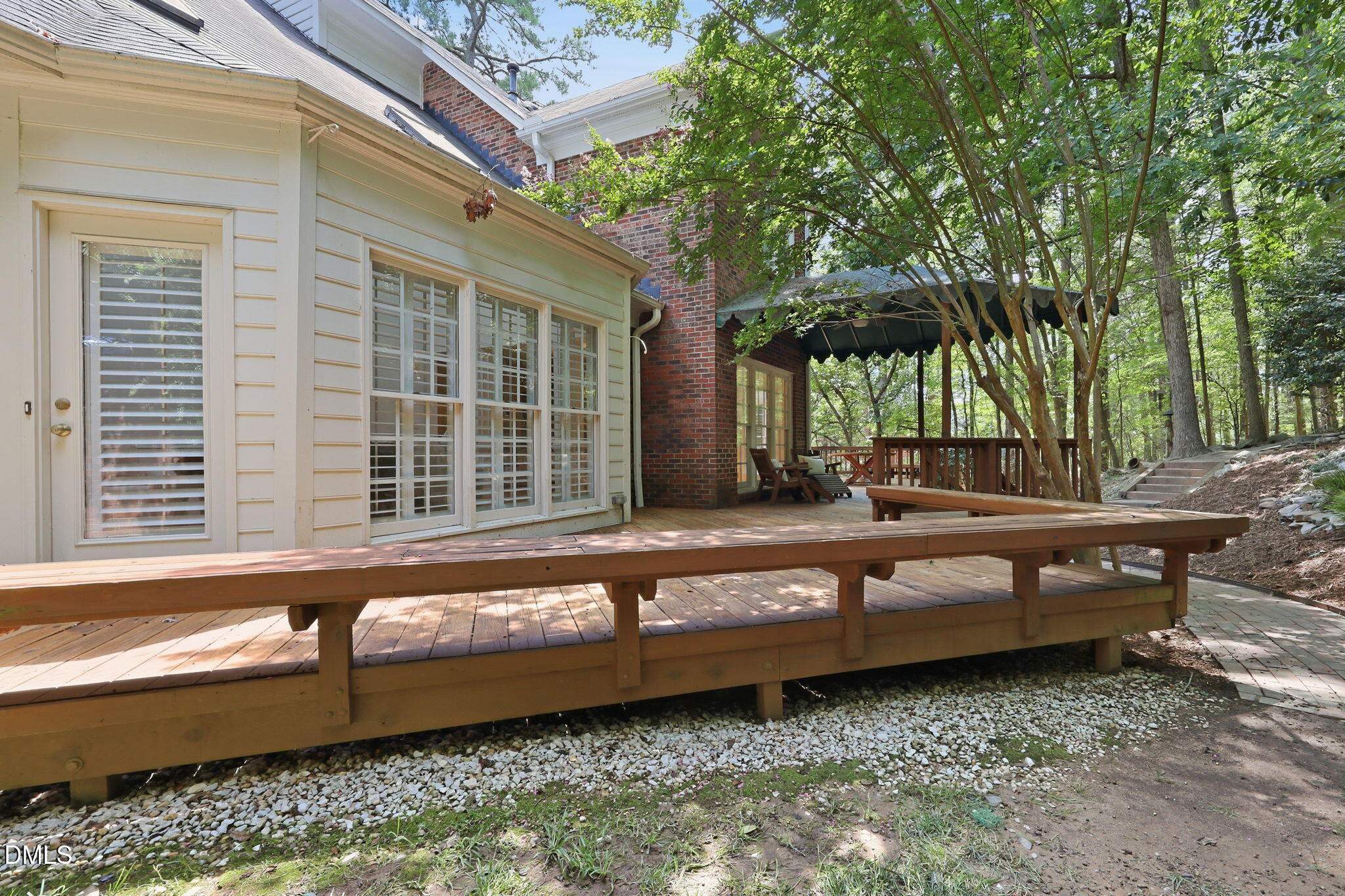 main property photo 38