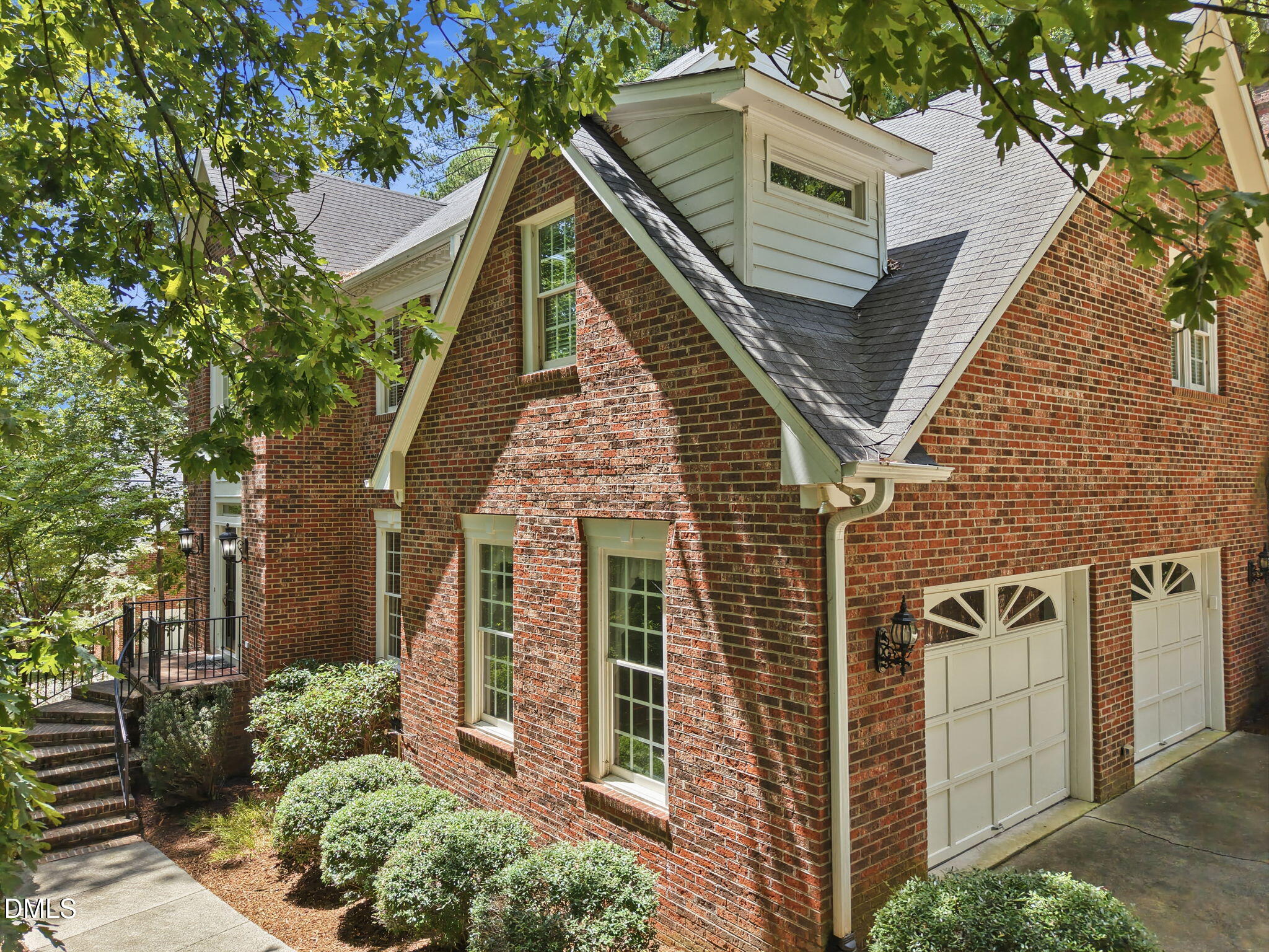 main property photo 46