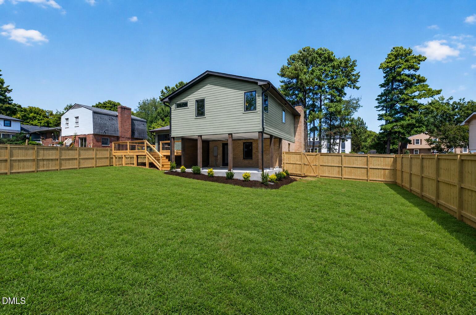 main property photo 39