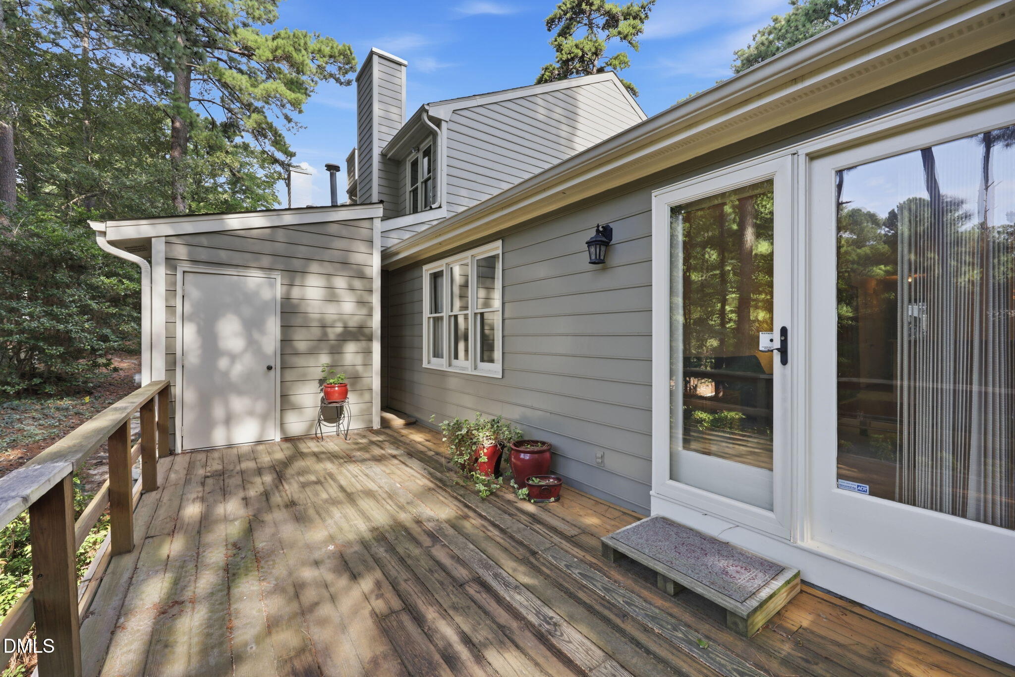 main property photo 17