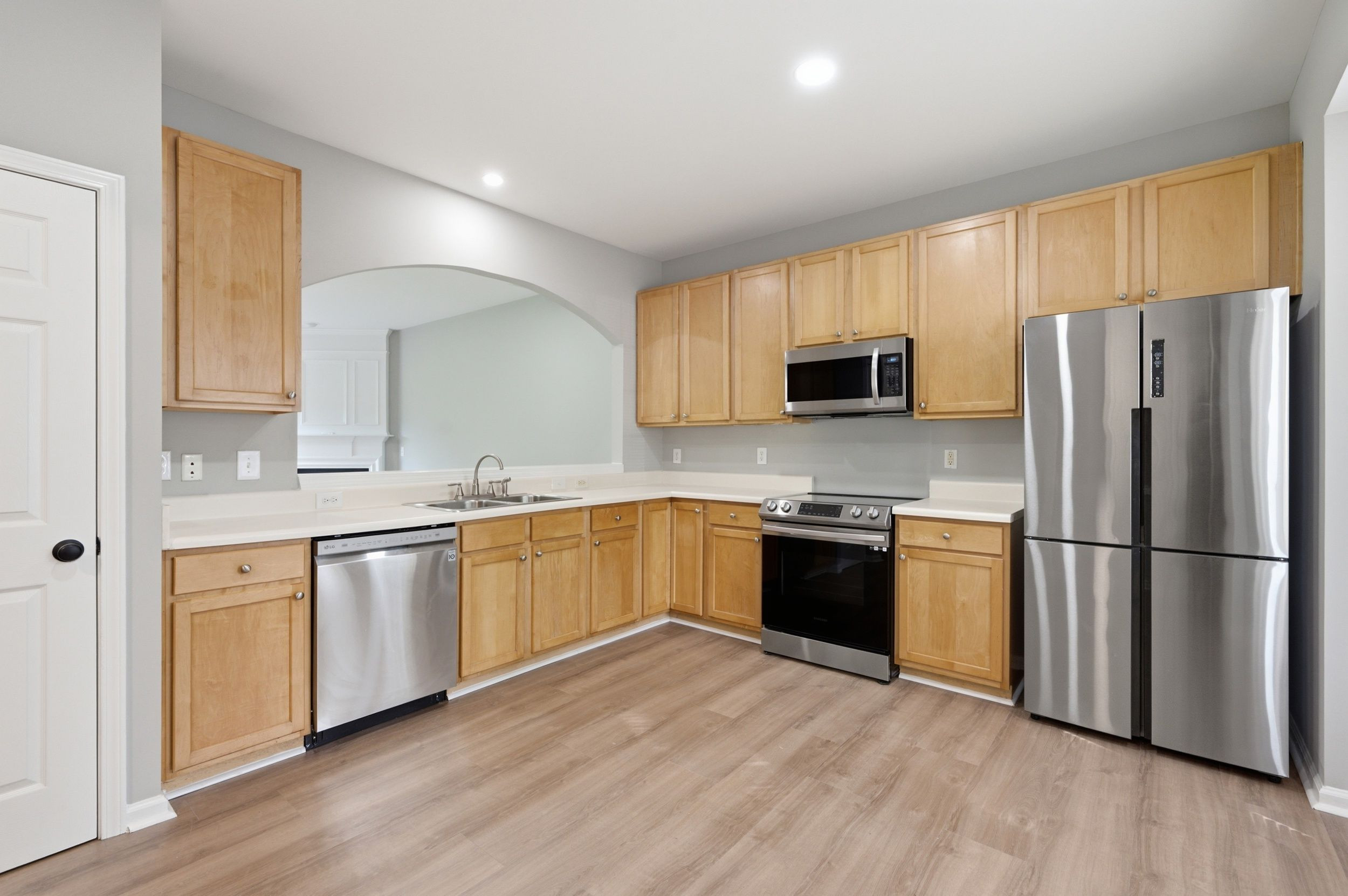 main property photo 5