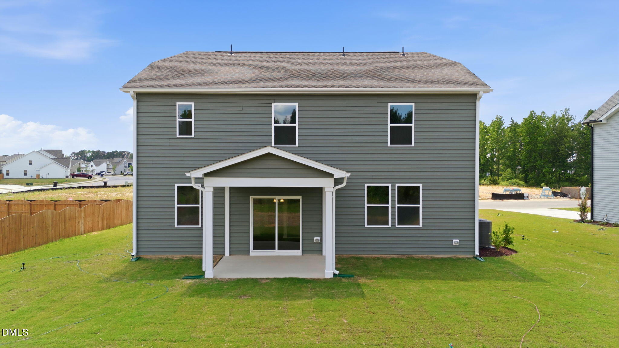 main property photo 41