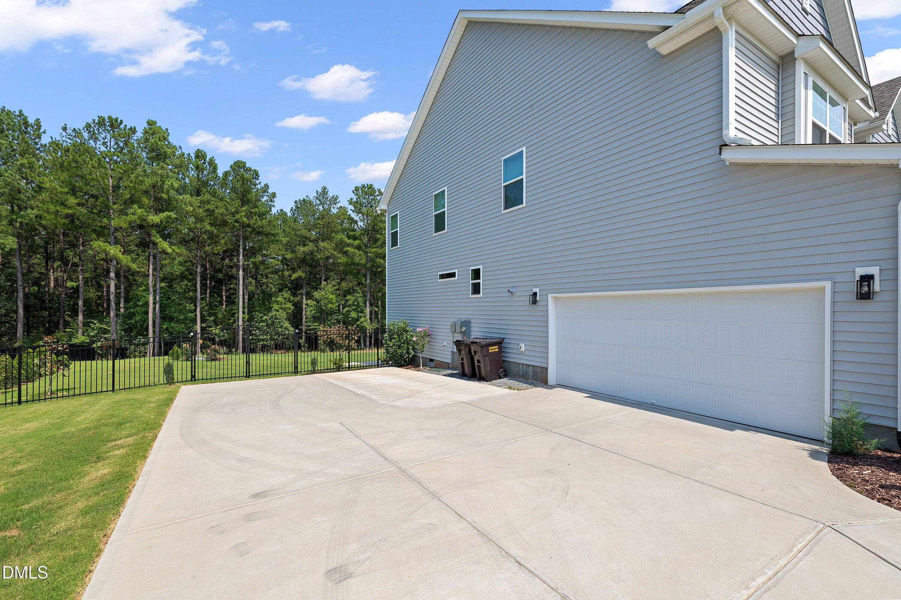 main property photo 58