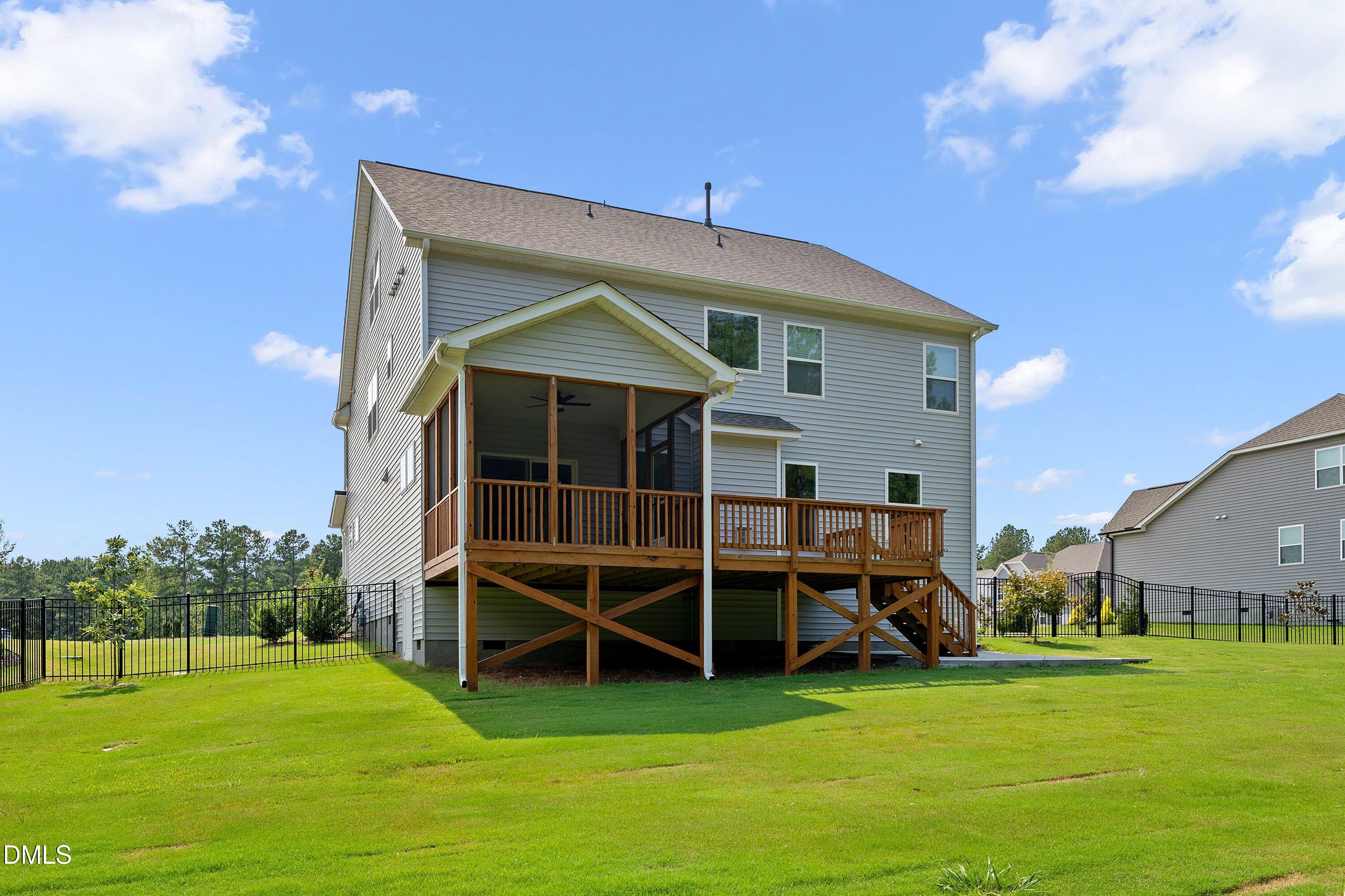 main property photo 66