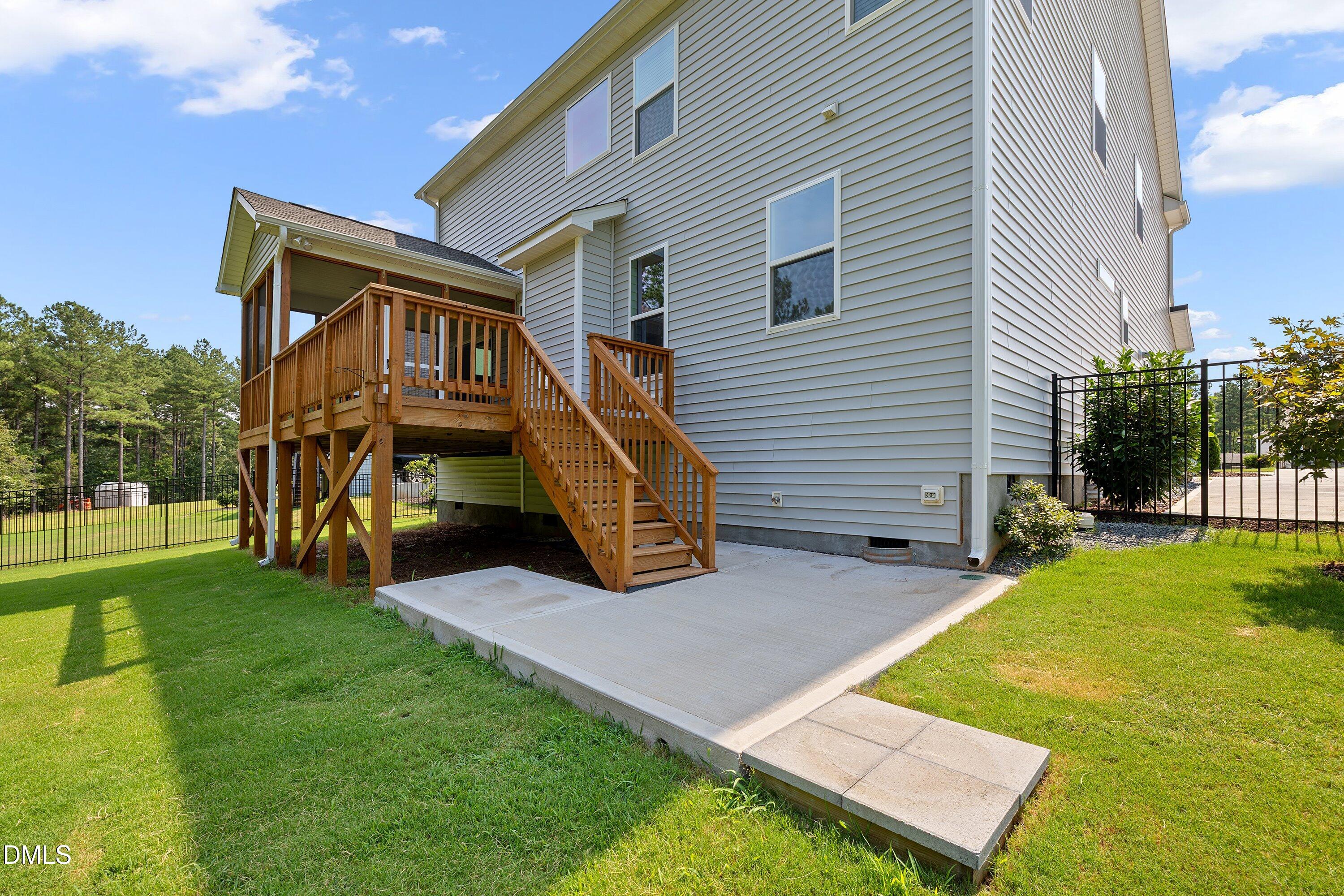 main property photo 68