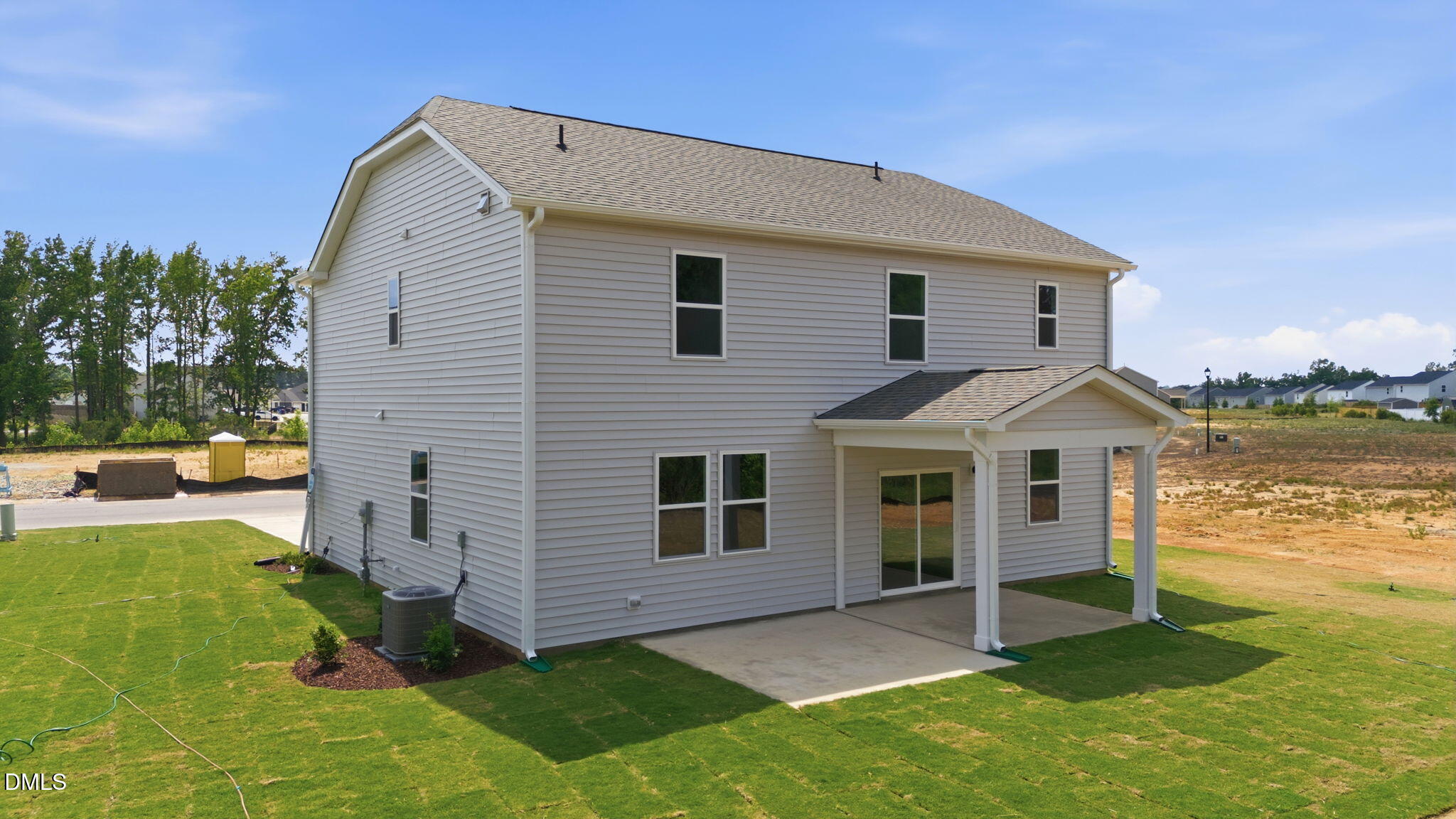 main property photo 40