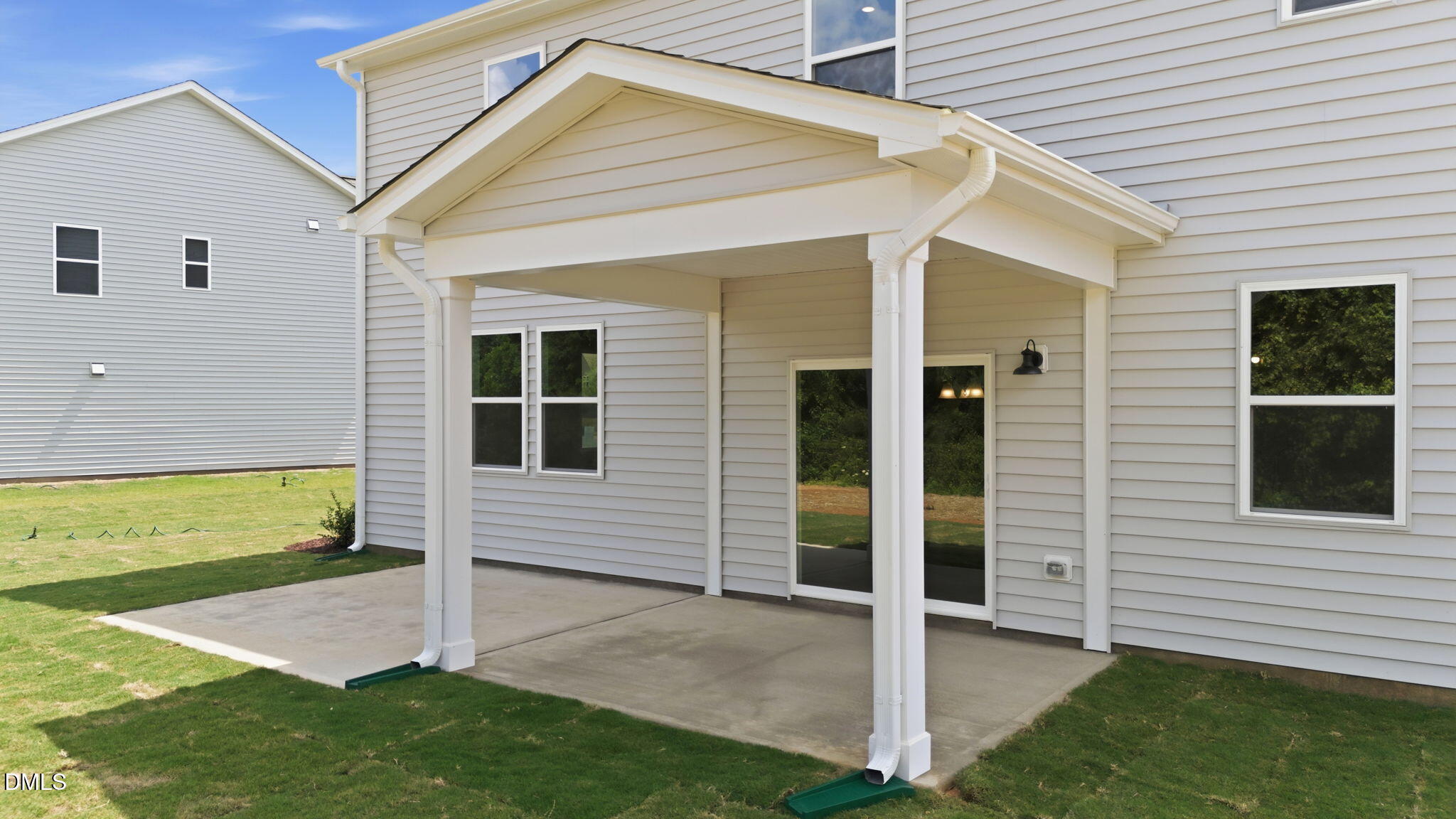 main property photo 43