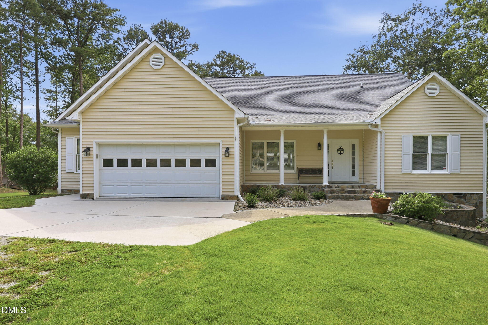main property photo 49