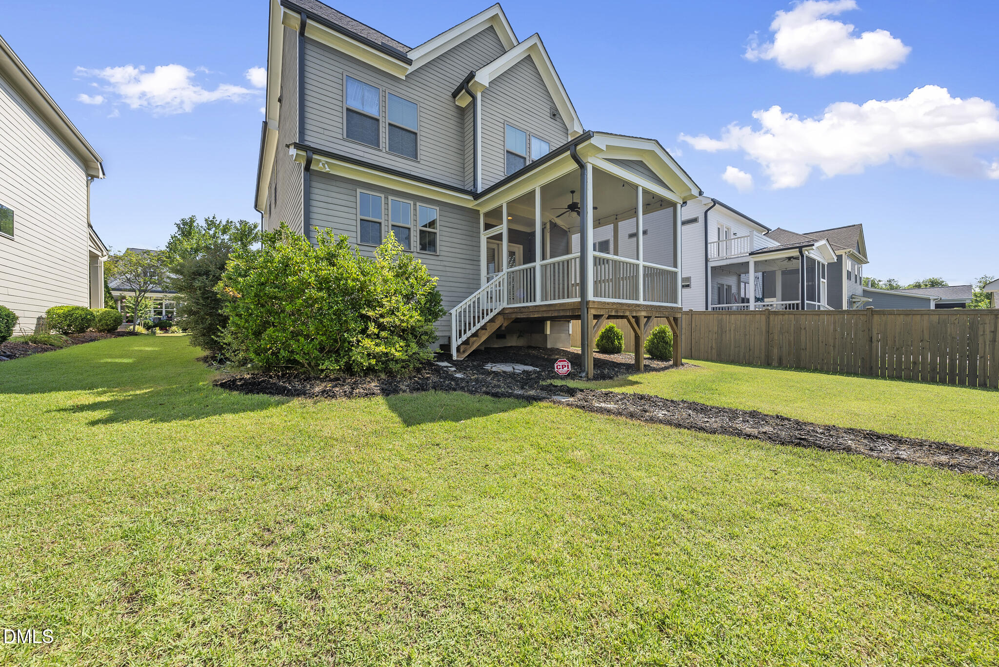 main property photo 18