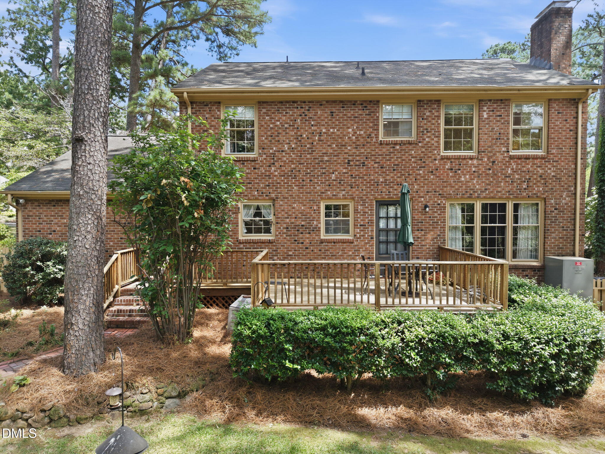 main property photo 13