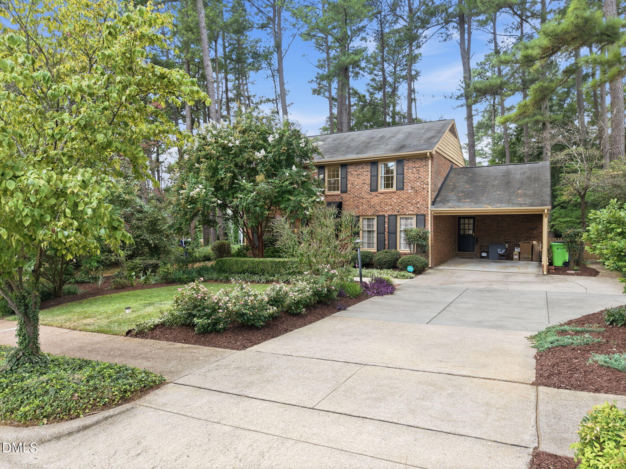 main property photo 3