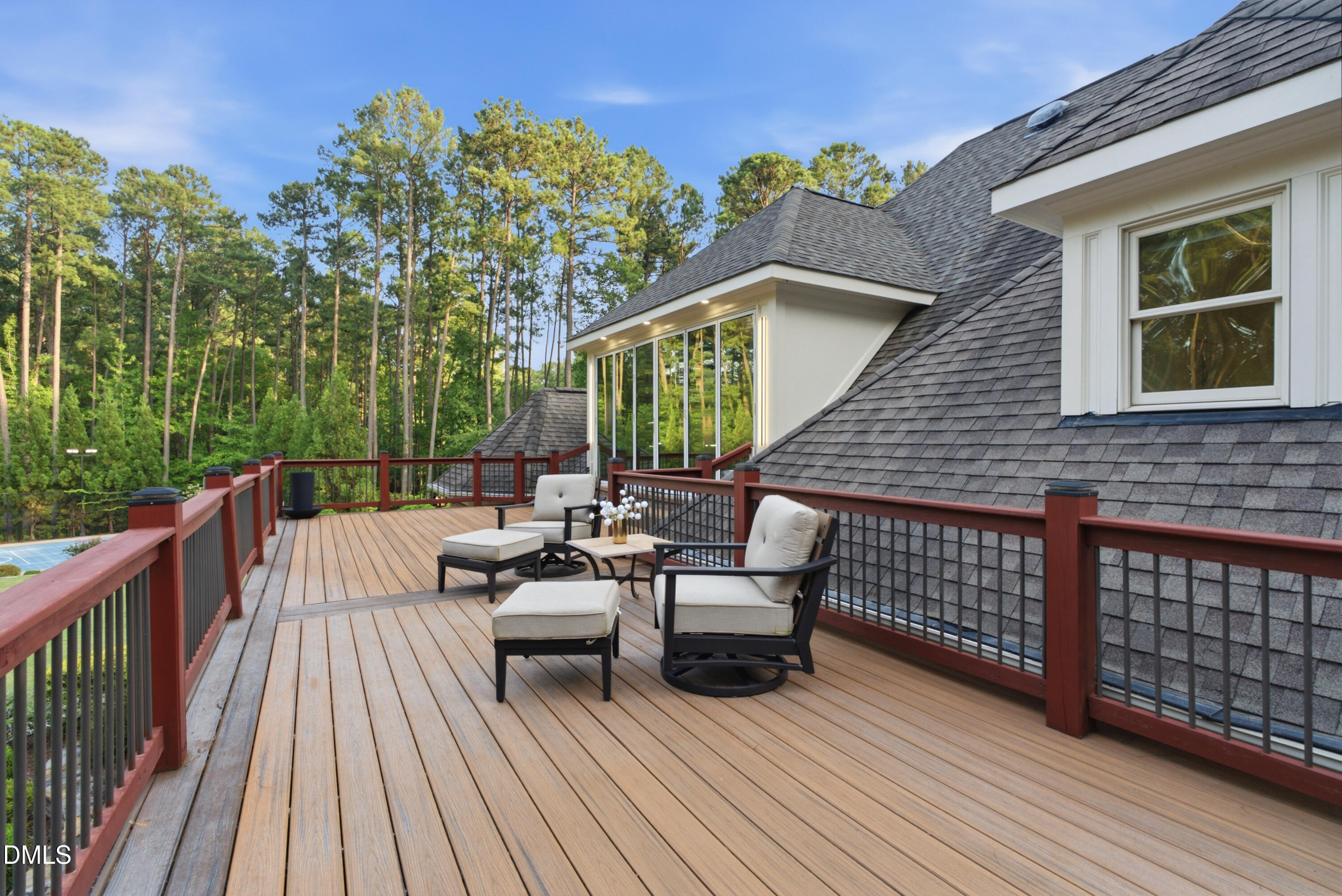main property photo 43