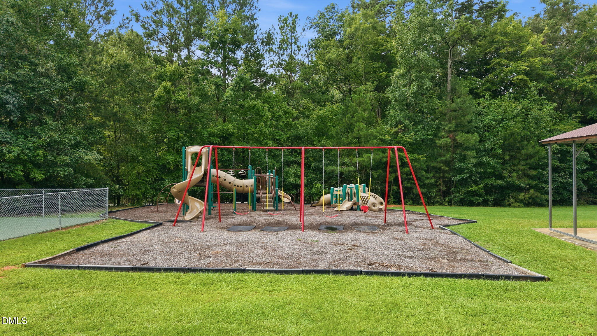 main property photo 49