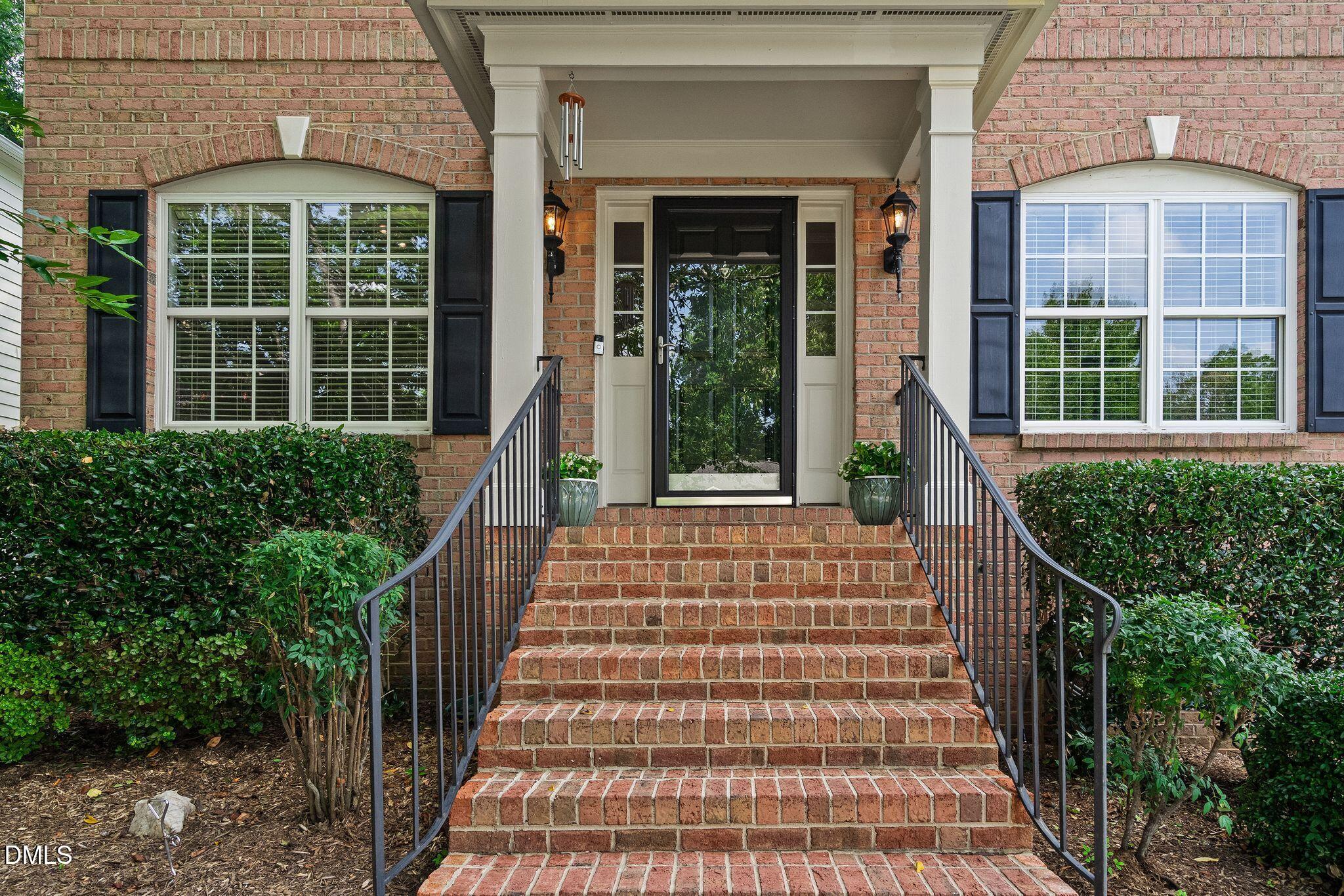 main property photo 4