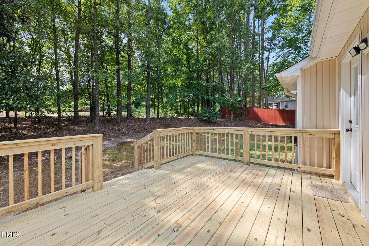 main property photo 23