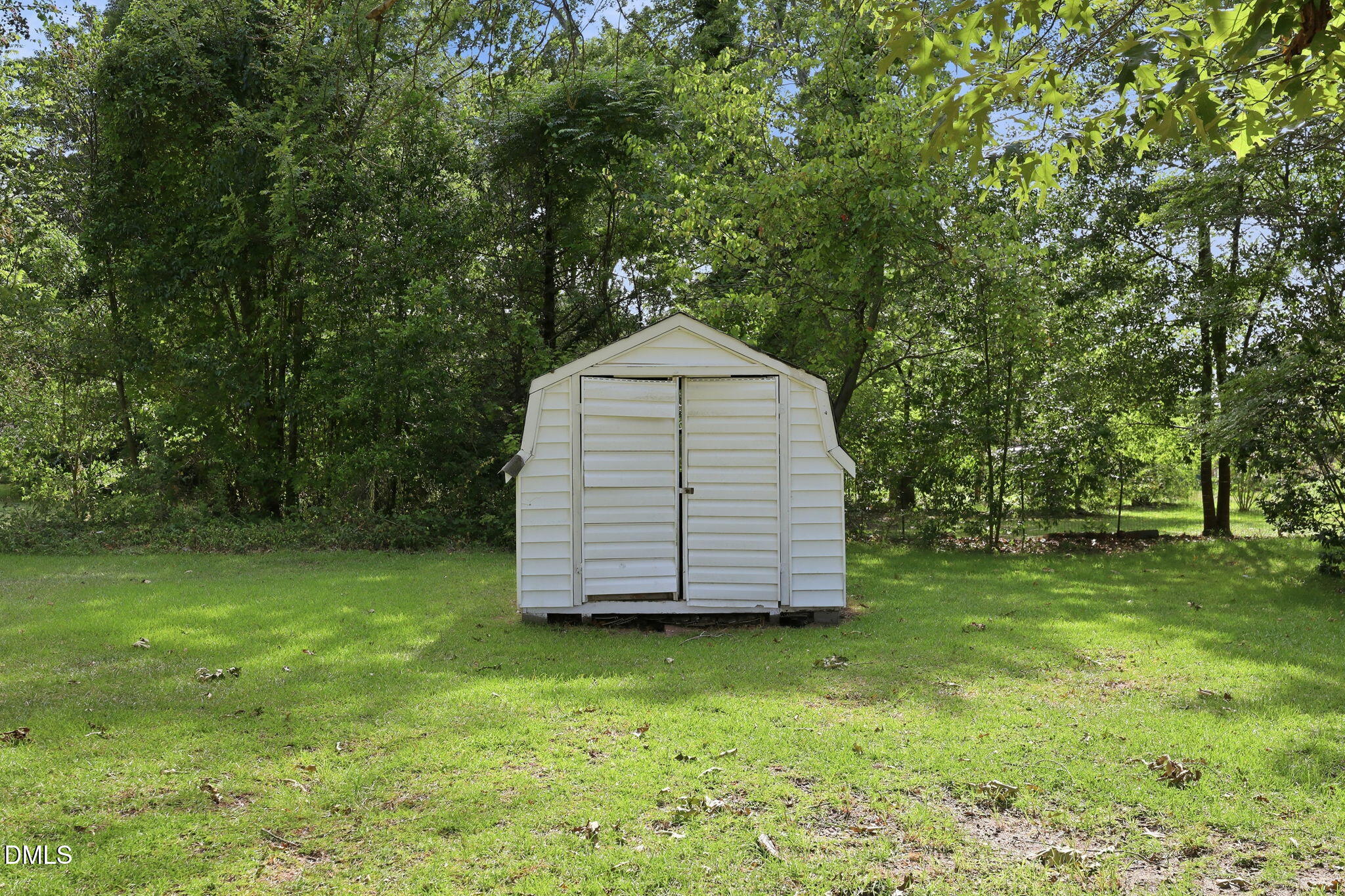 main property photo 22