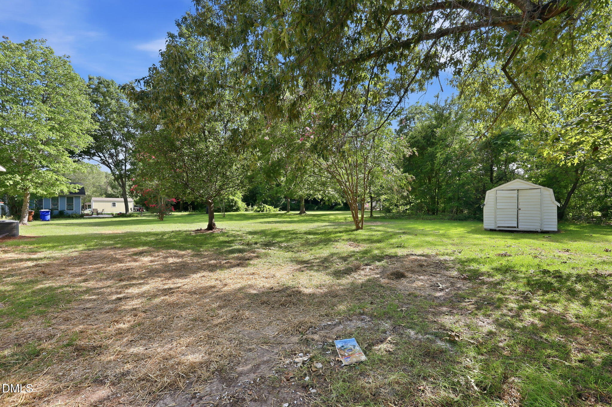 main property photo 23
