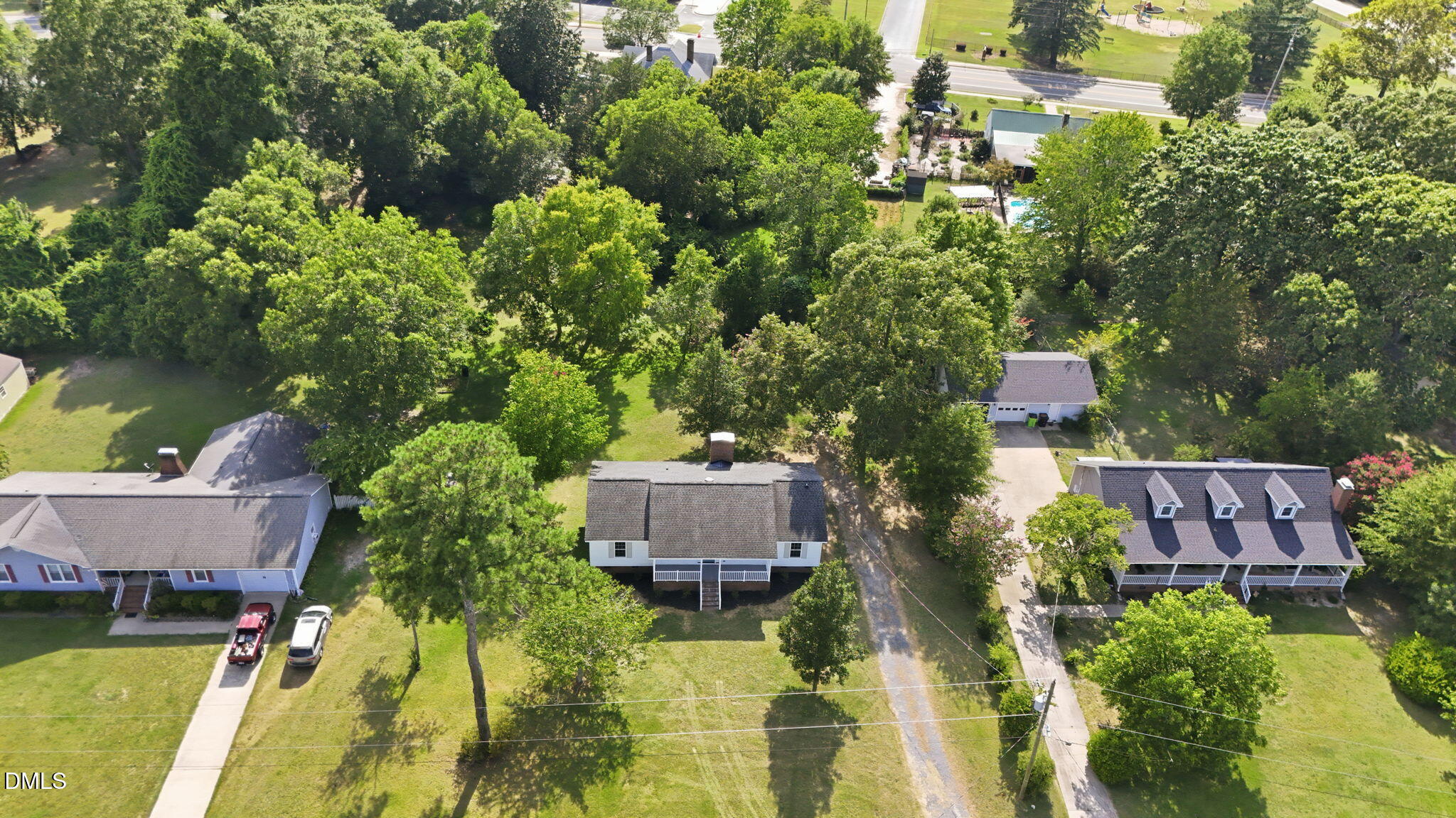 main property photo 27