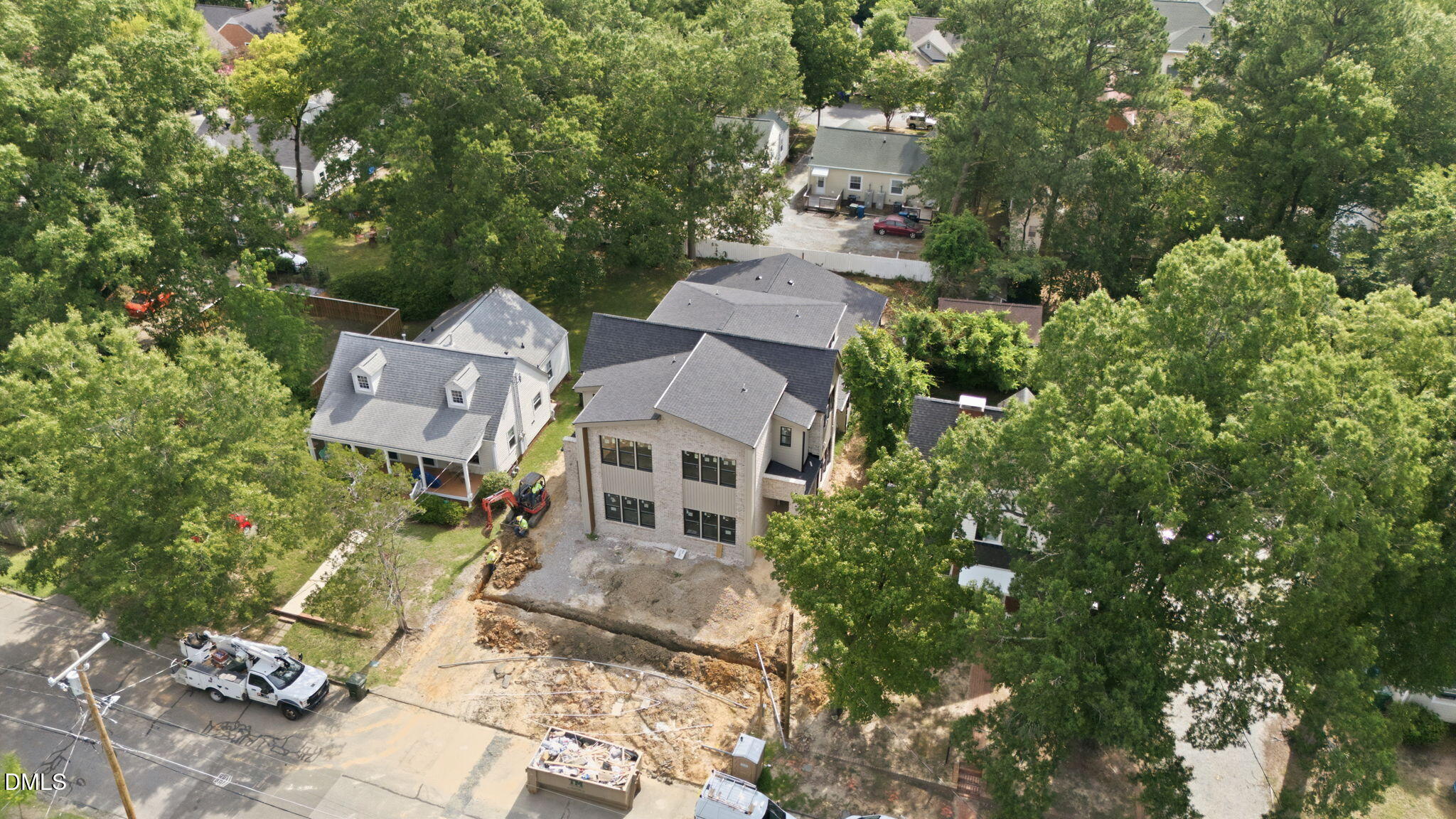 main property photo 44