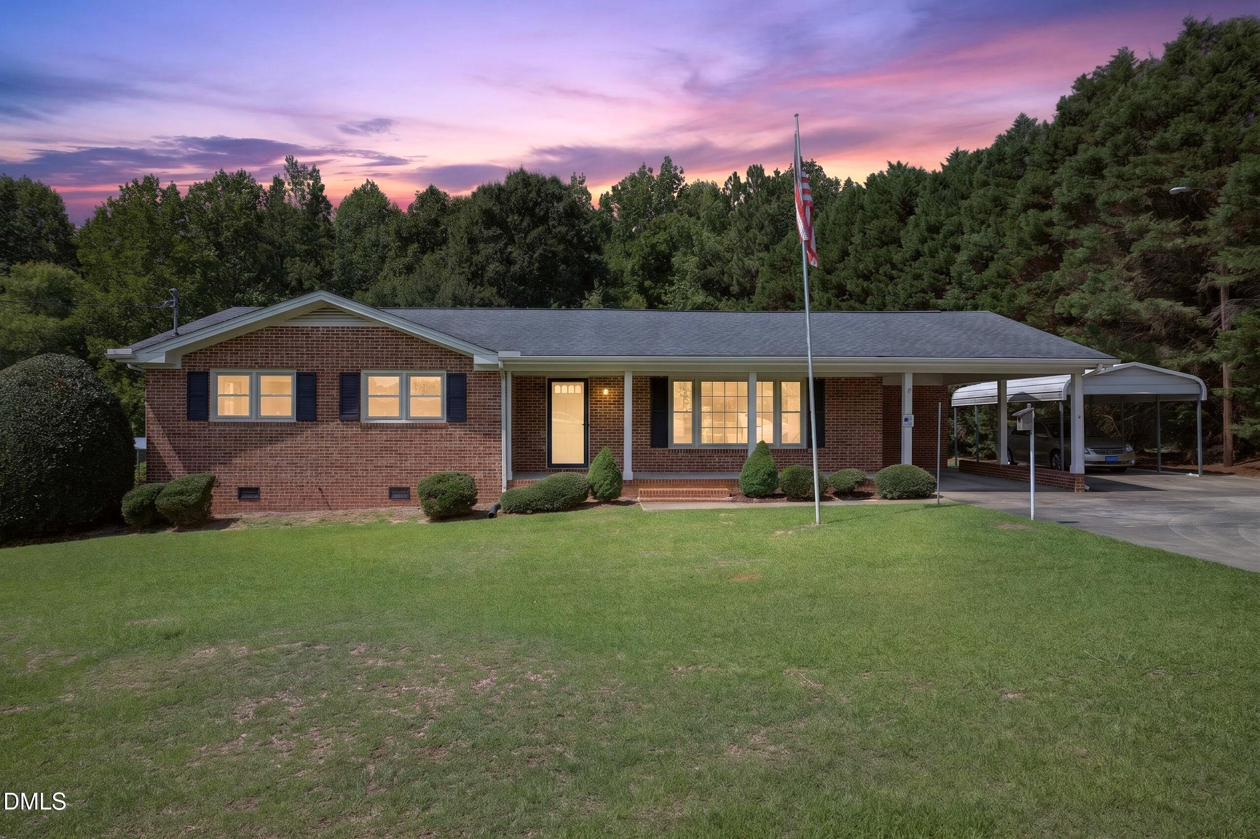 main property photo 40