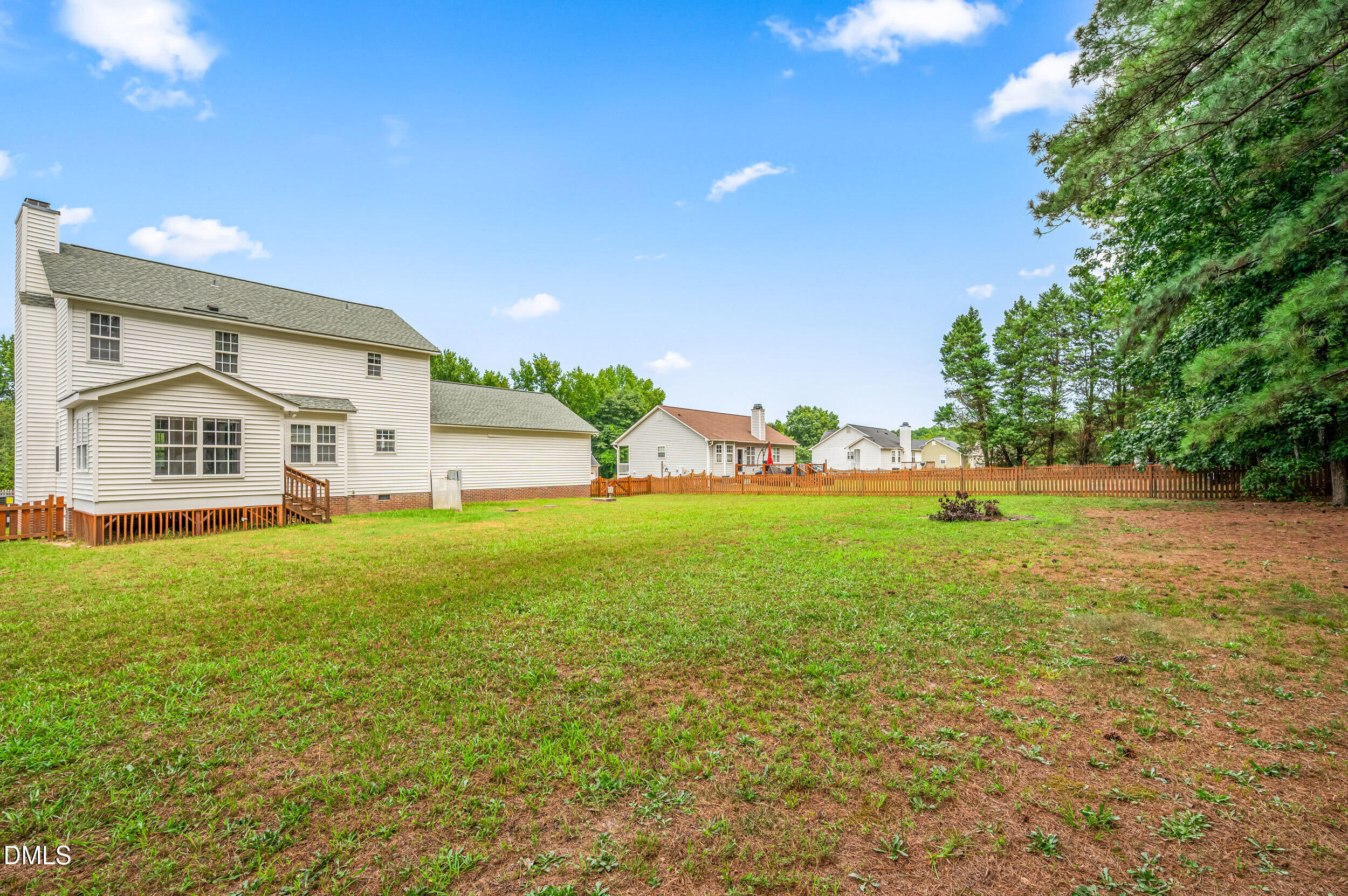 main property photo 34