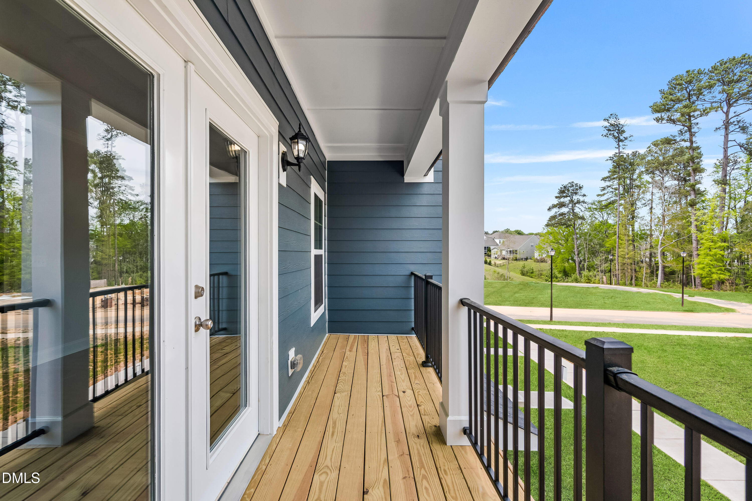 main property photo 17