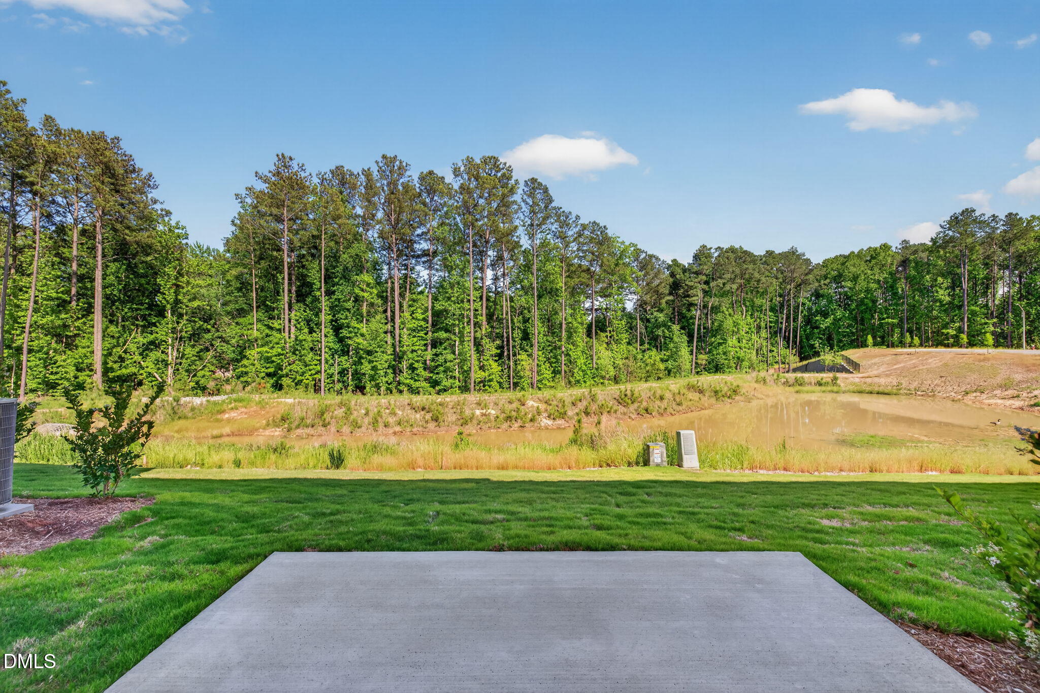 main property photo 30