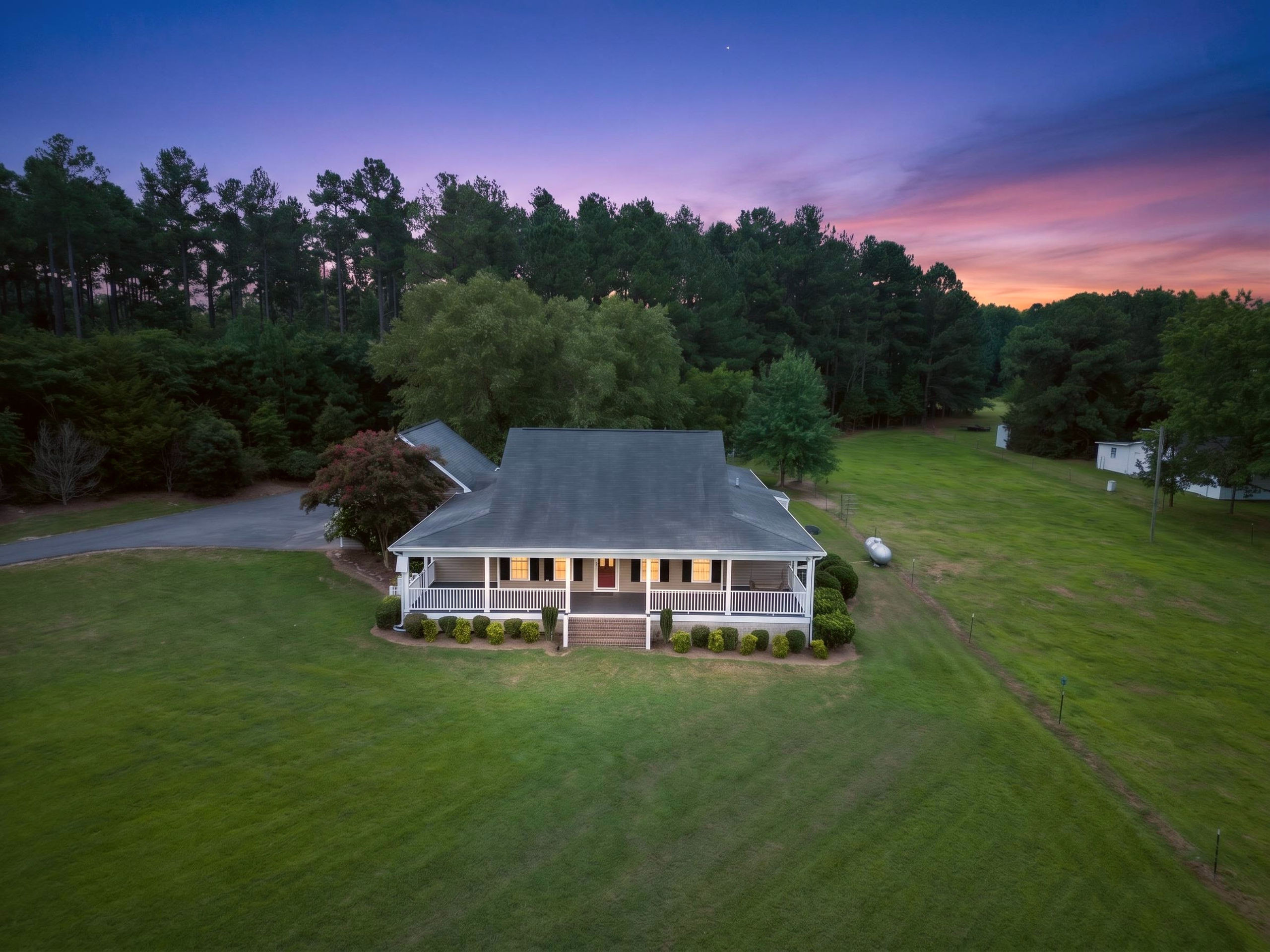 main property photo 74