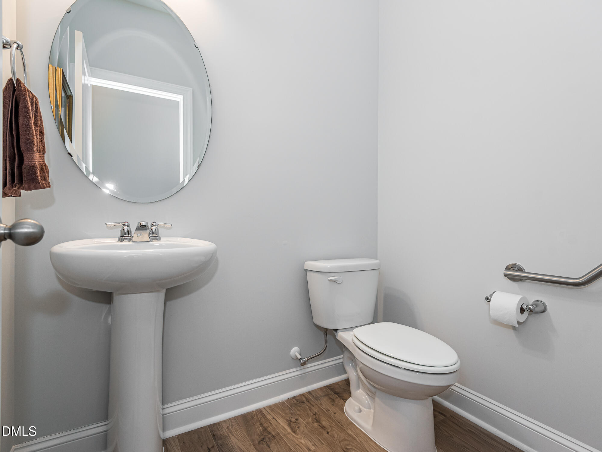 main property photo 26