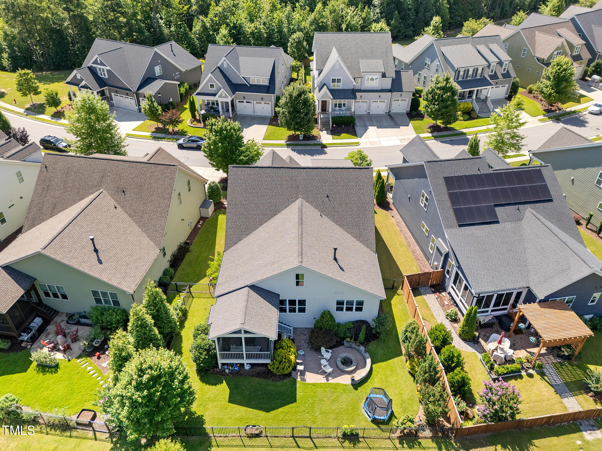 main property photo 43