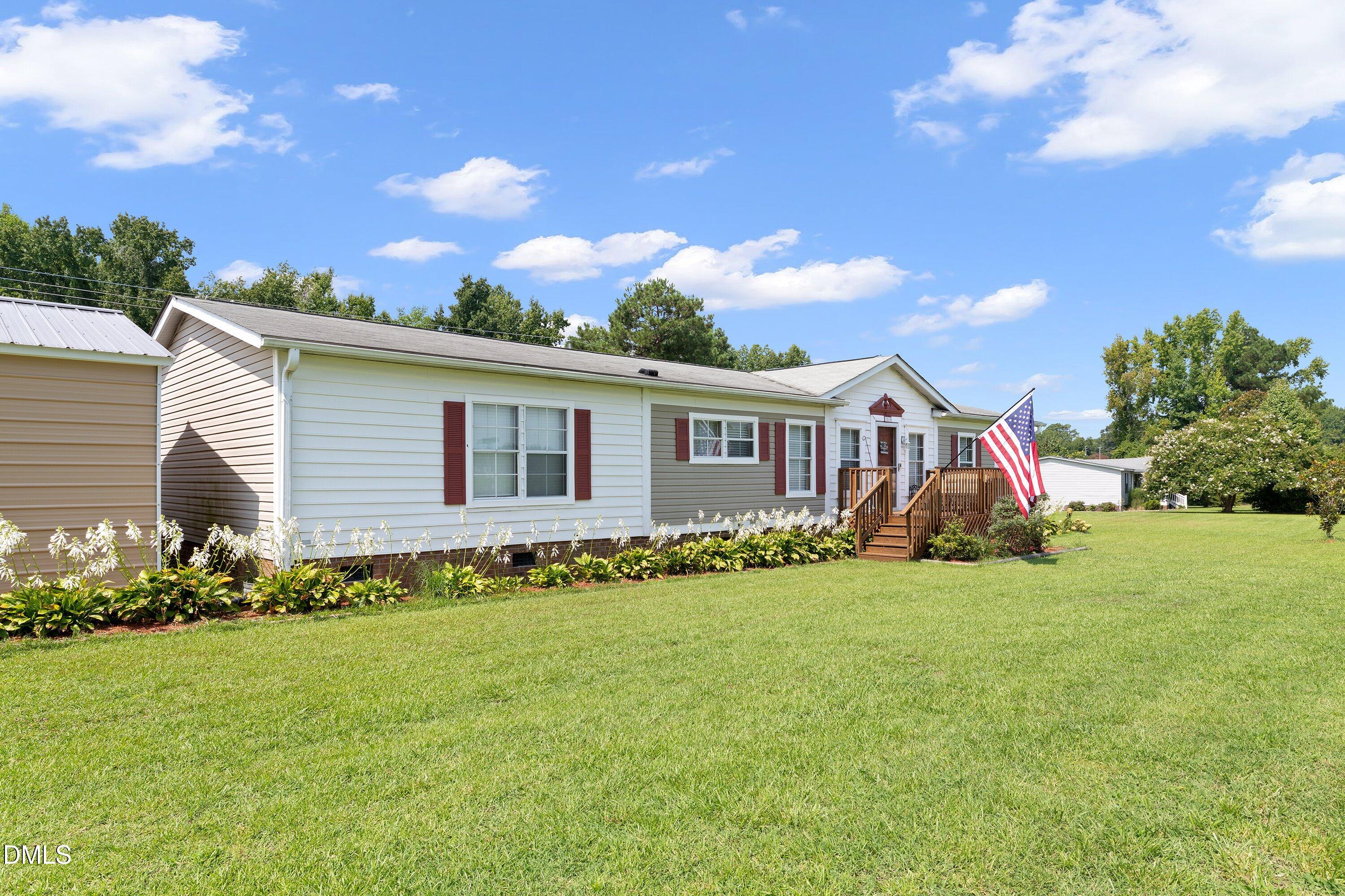 main property photo 3
