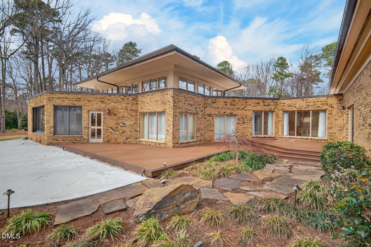 main property photo 50
