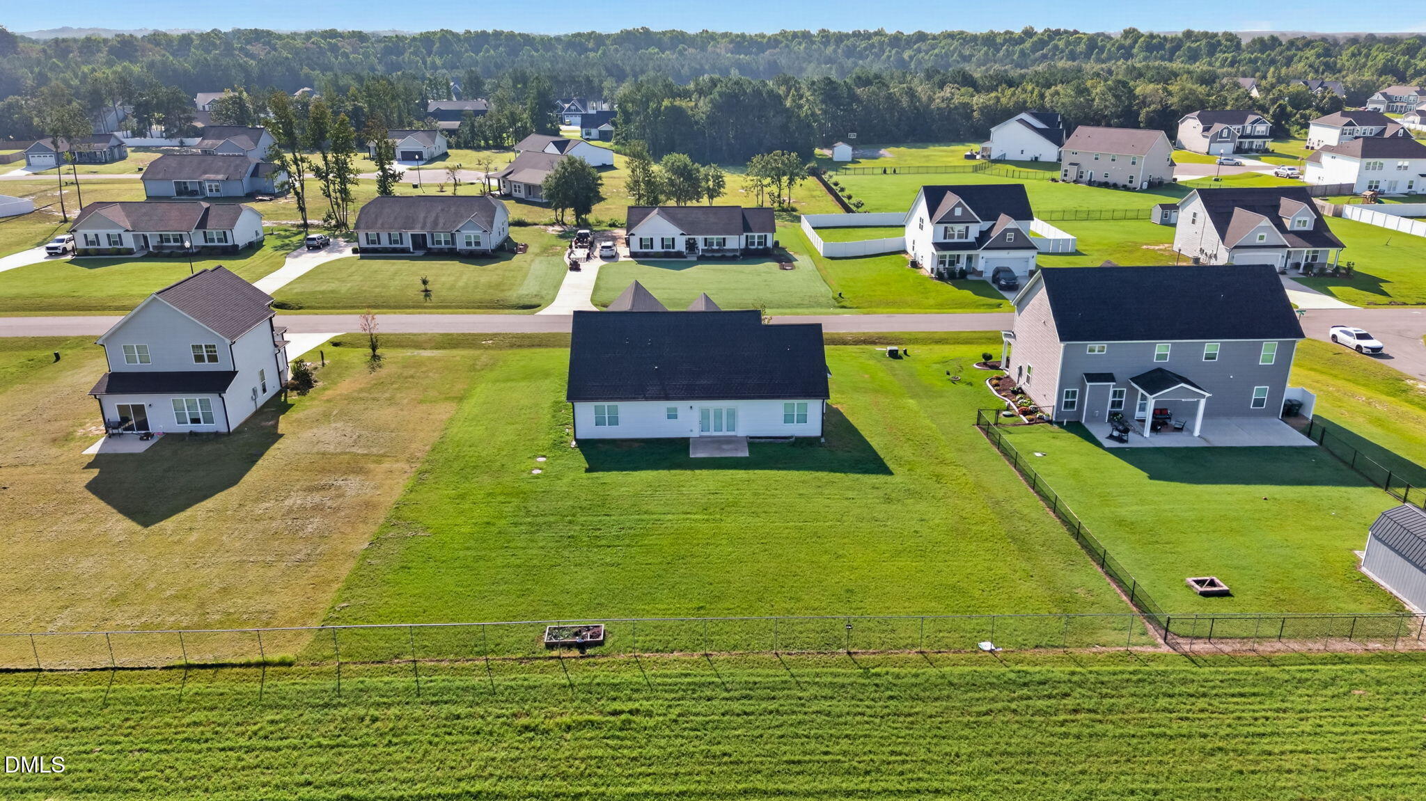 main property photo 40