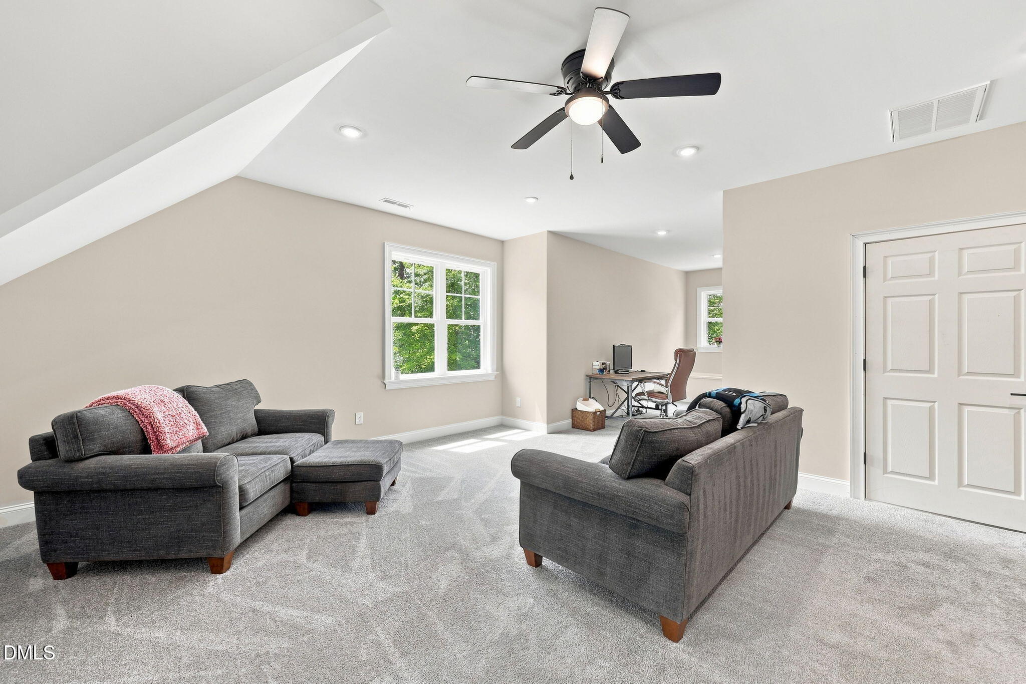 main property photo 63
