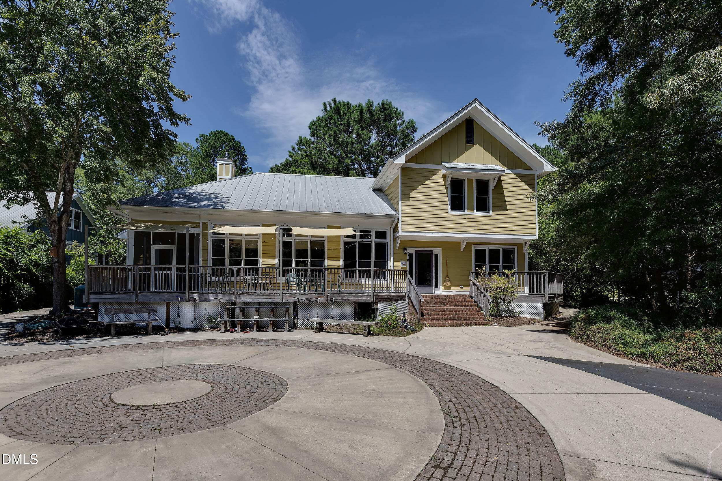 main property photo 25