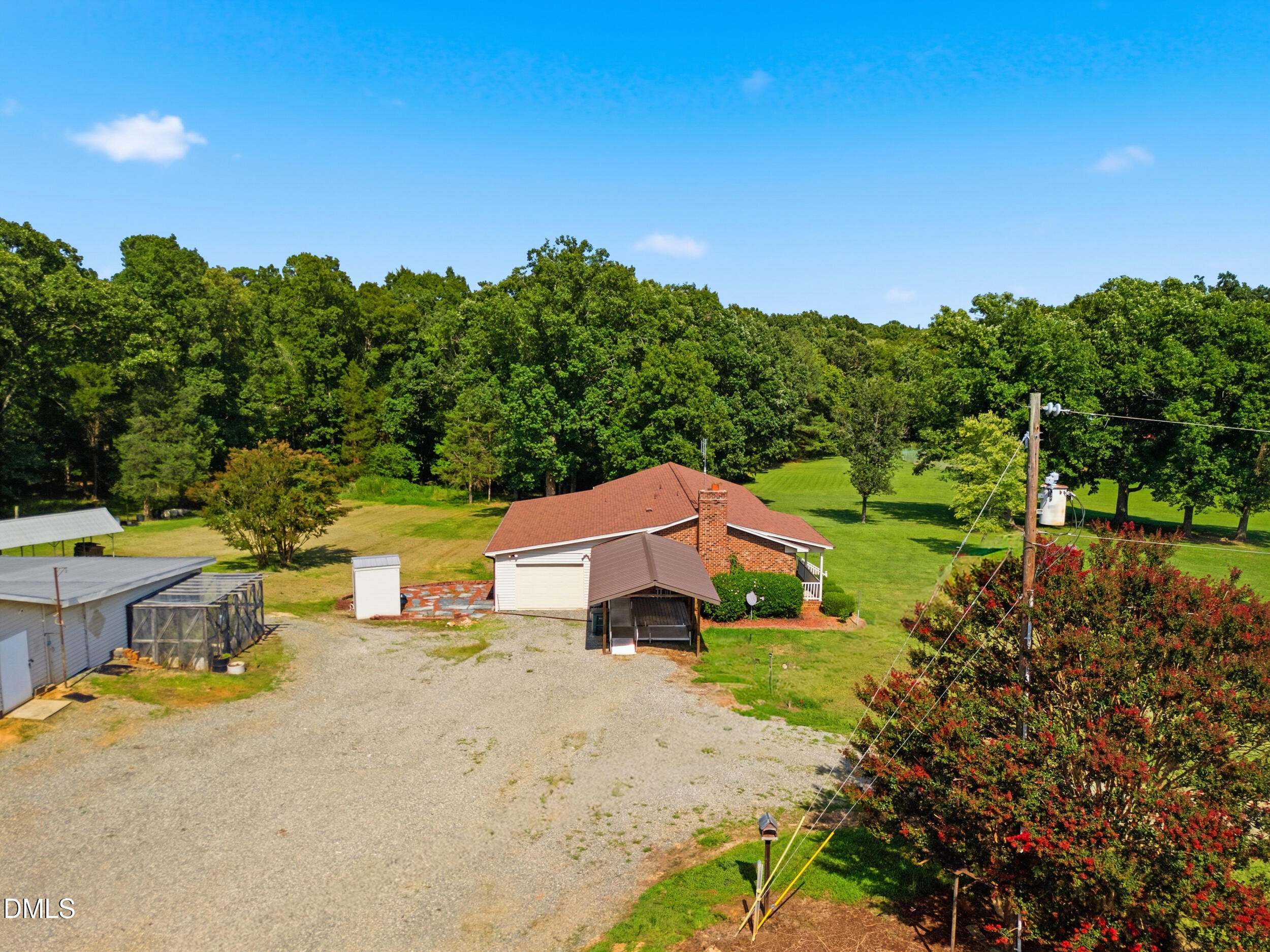 main property photo 50